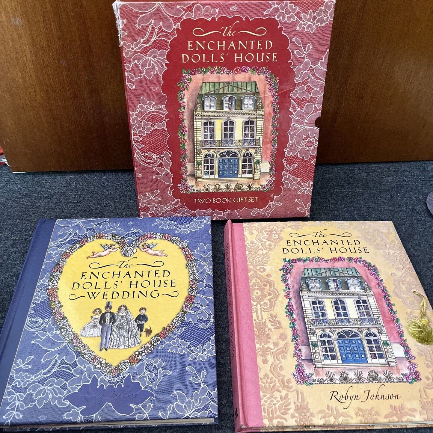 The Enchanted Dolls' House Wedding - 2 Book Gift Set