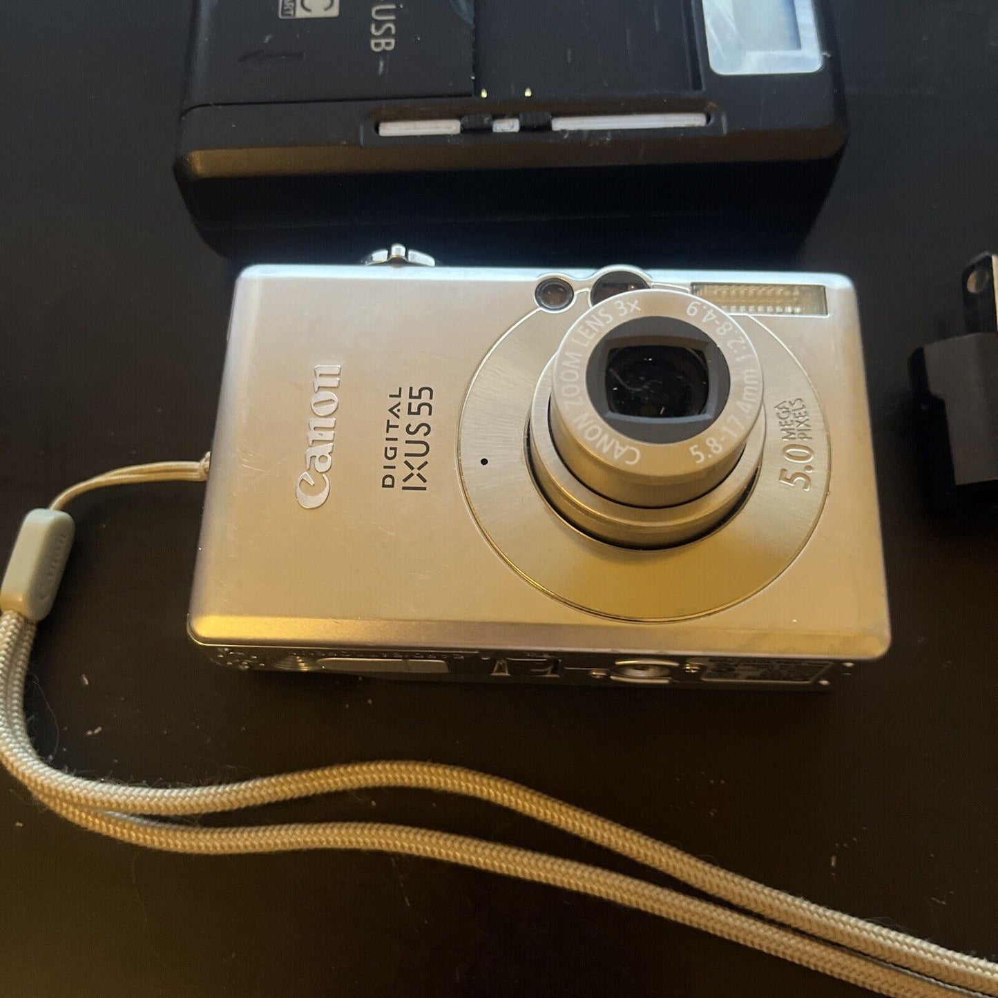 Canon IXUS 55 Digital Camera with Battery Charger 5MP