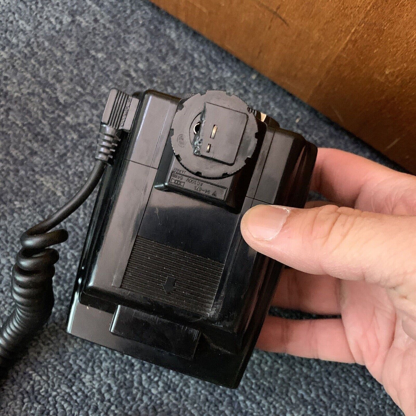 Vintage Olympus Quick Auto 310 Camera Flash with Olympus Bounce Grip