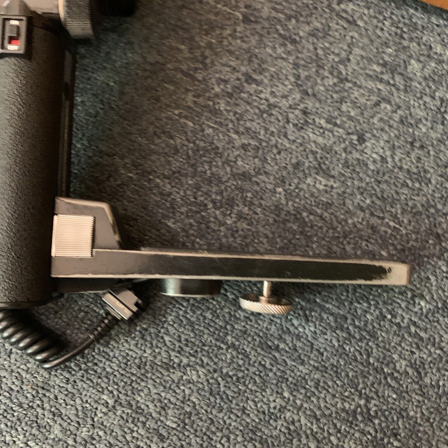 Vintage Olympus Quick Auto 310 Camera Flash with Olympus Bounce Grip