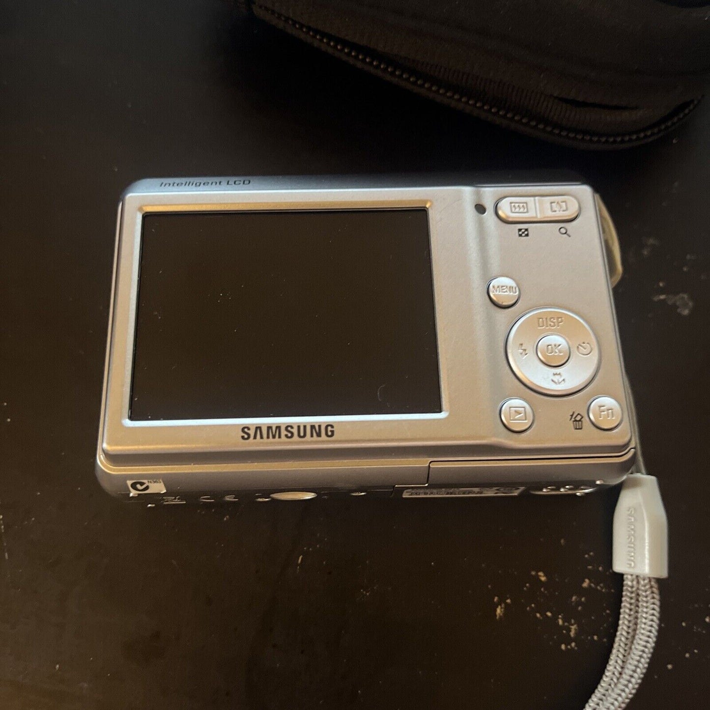 Samsung ES15 10.2 MP Digital Camera - Silver