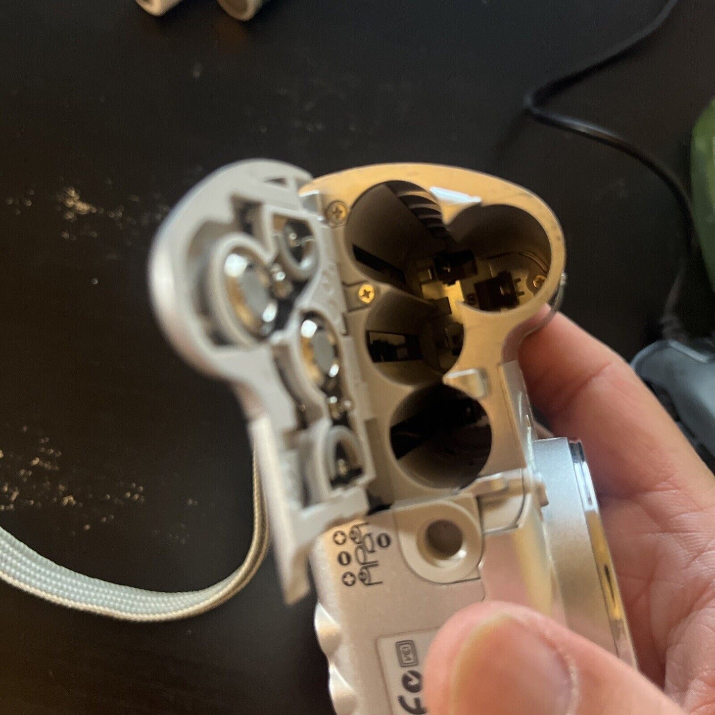 Canon PowerShot A95 5MP Digital Camera with 3x Optical Zoom