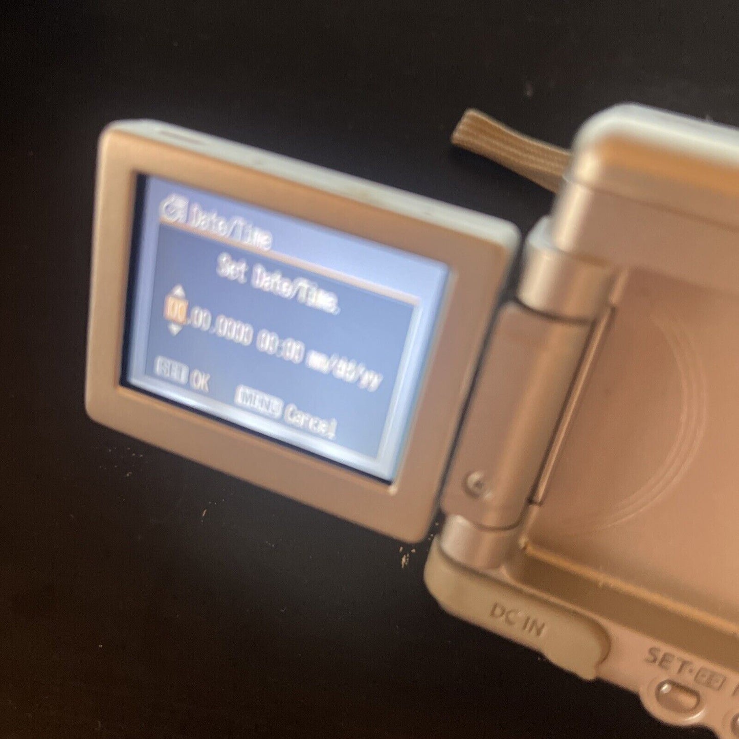 Canon PowerShot A95 5MP Digital Camera with 3x Optical Zoom