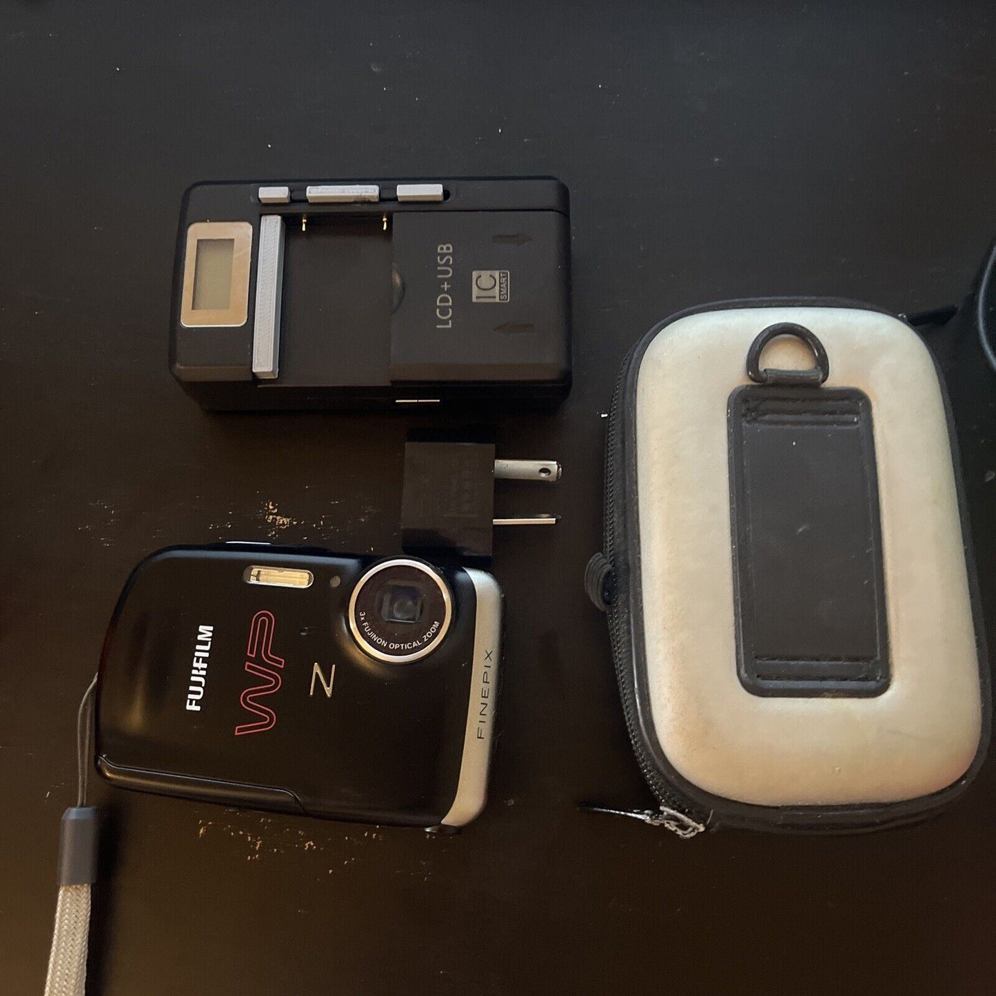 Fujifilm Finepix Z33WP Waterproof Digital Camera Black 10MP