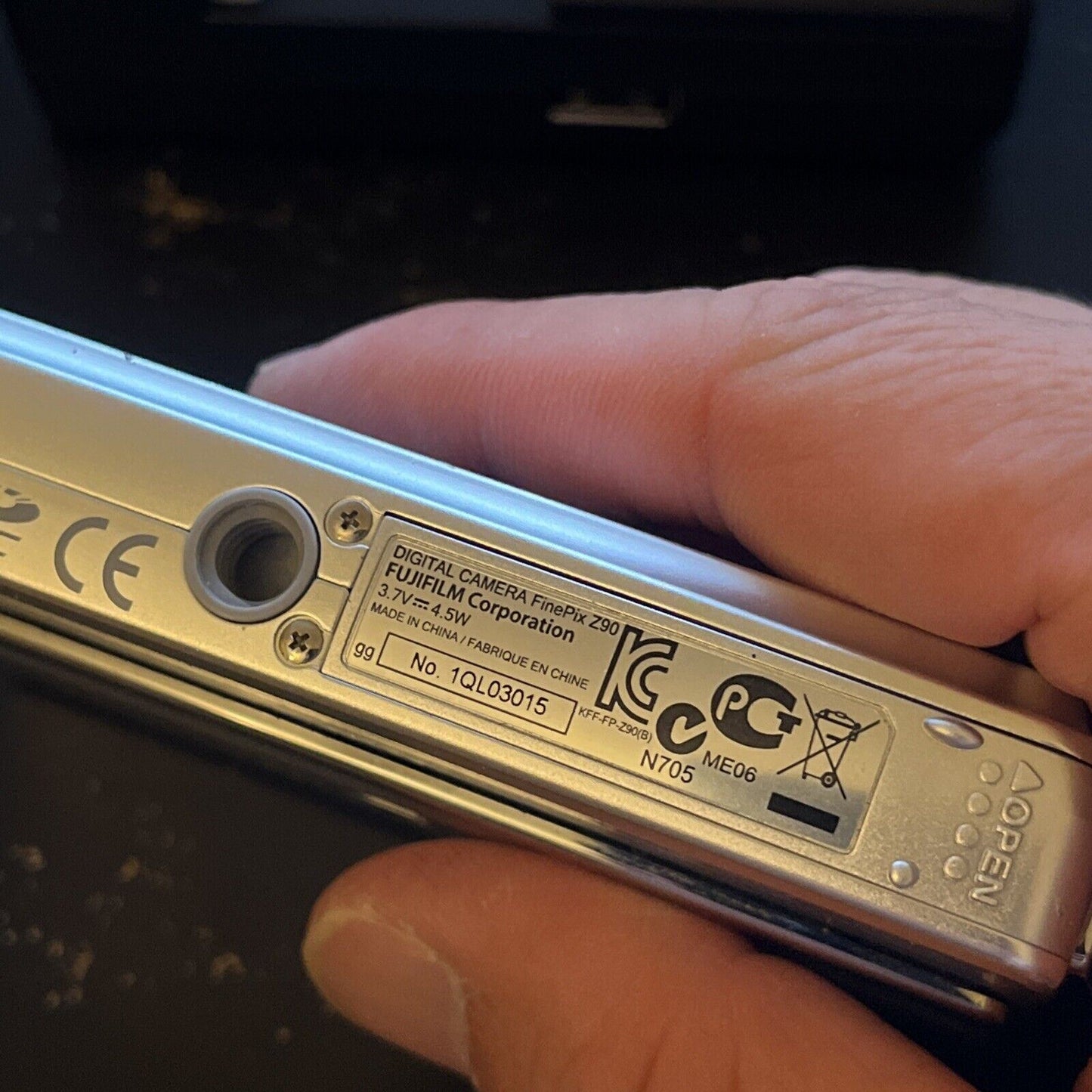 Fujifilm Finepix Z90 Digital Camera Touchscreen 14.2MP