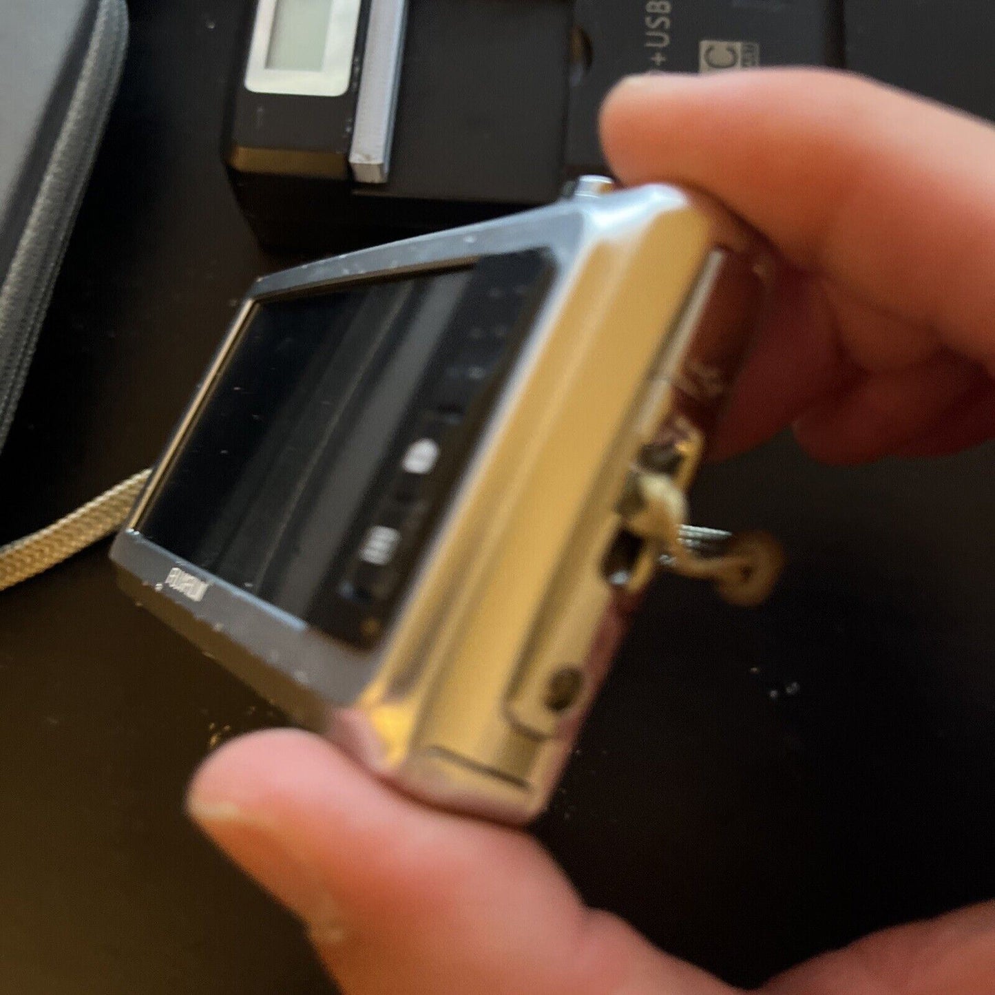 Fujifilm Finepix Z90 Digital Camera Touchscreen 14.2MP