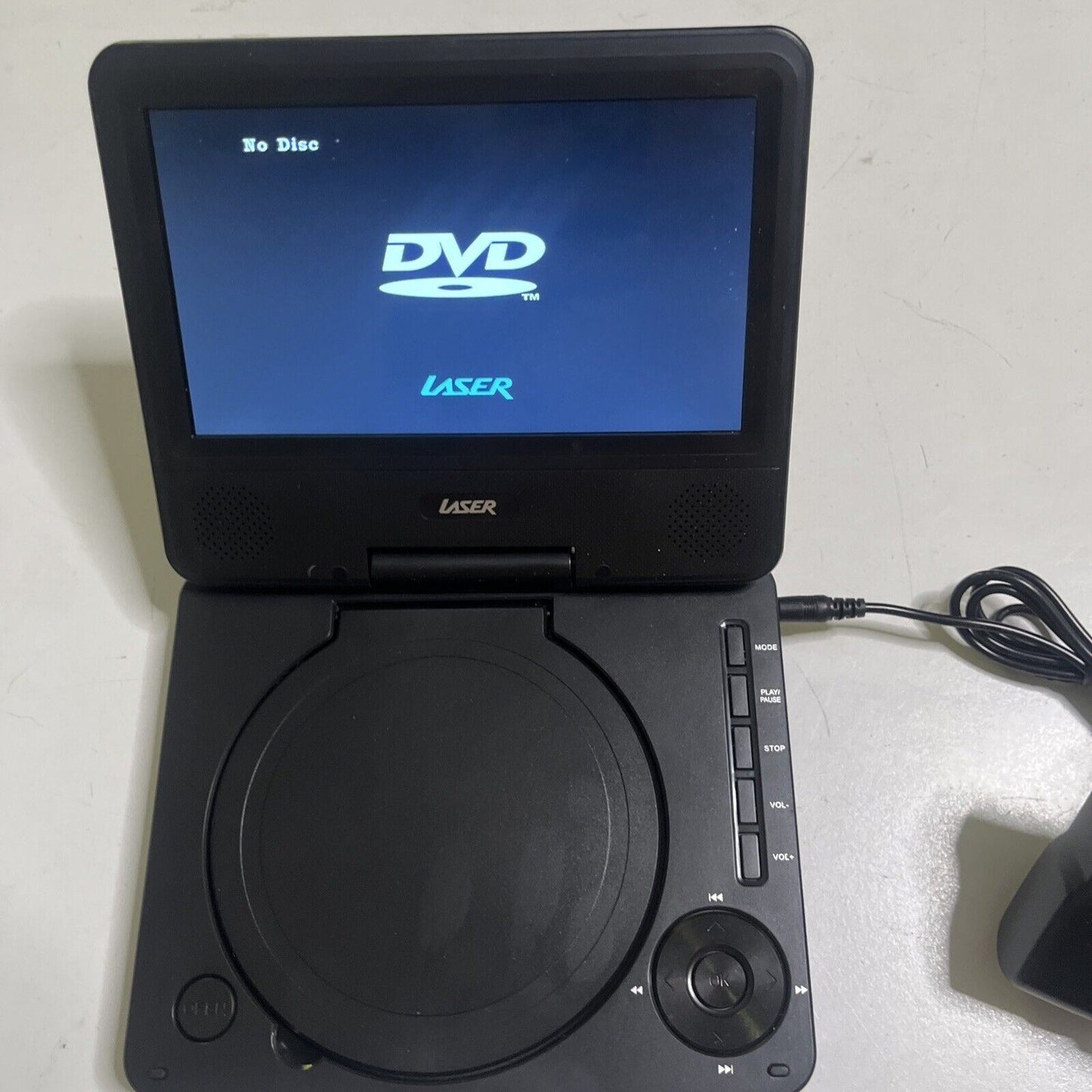 Laser 7" Portable DVD Player Multi-Region DVD-PT-7D