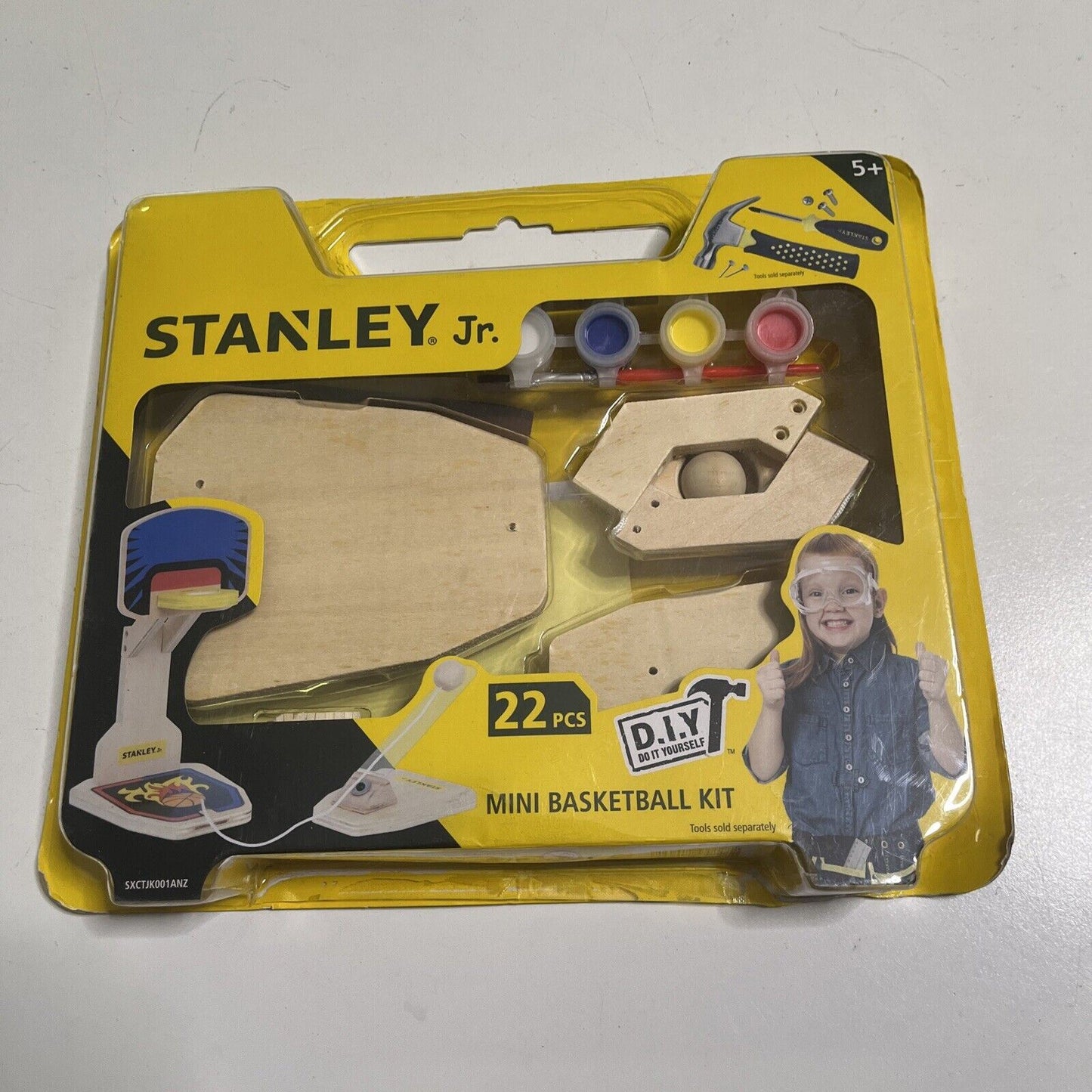 *New Sealed* Stanley Jr Mini Basketball Kit 22pcs