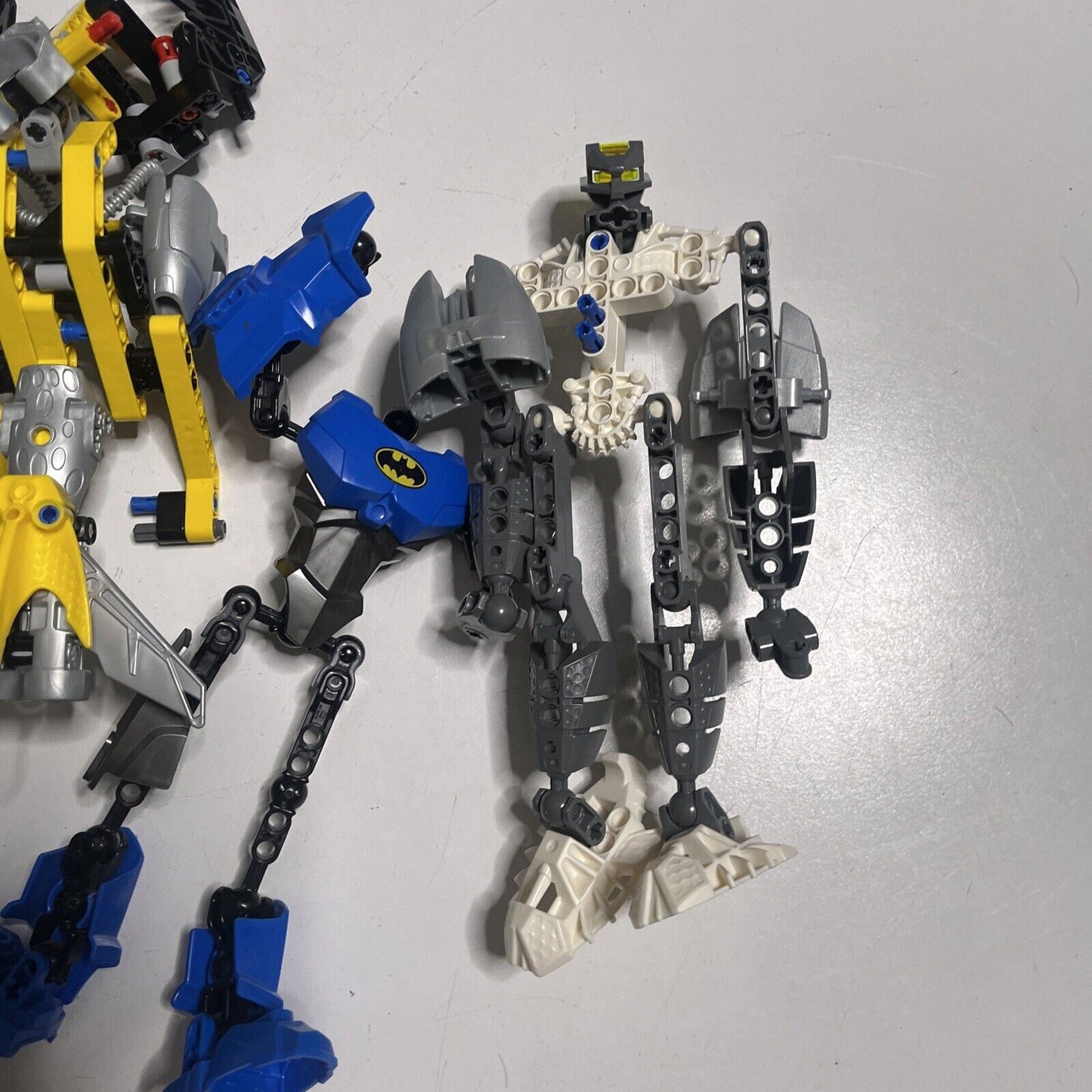 Lego Bionicle Bulk Lot 490g Various Pieces Batman