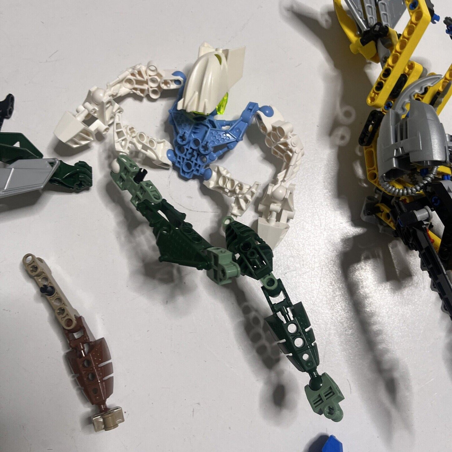 Lego Bionicle Bulk Lot 490g Various Pieces Batman