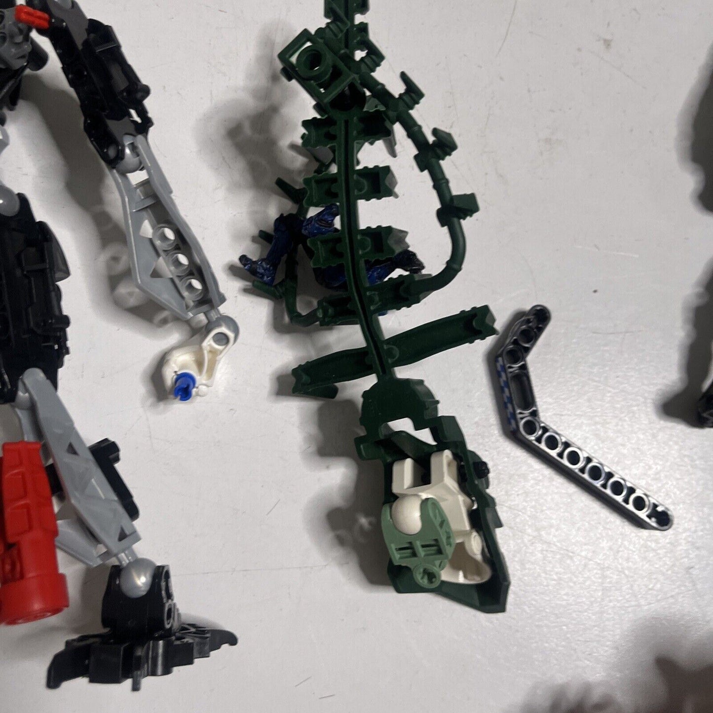 Lego Bionicle 410g Assorted Characters Weapons and Pieces