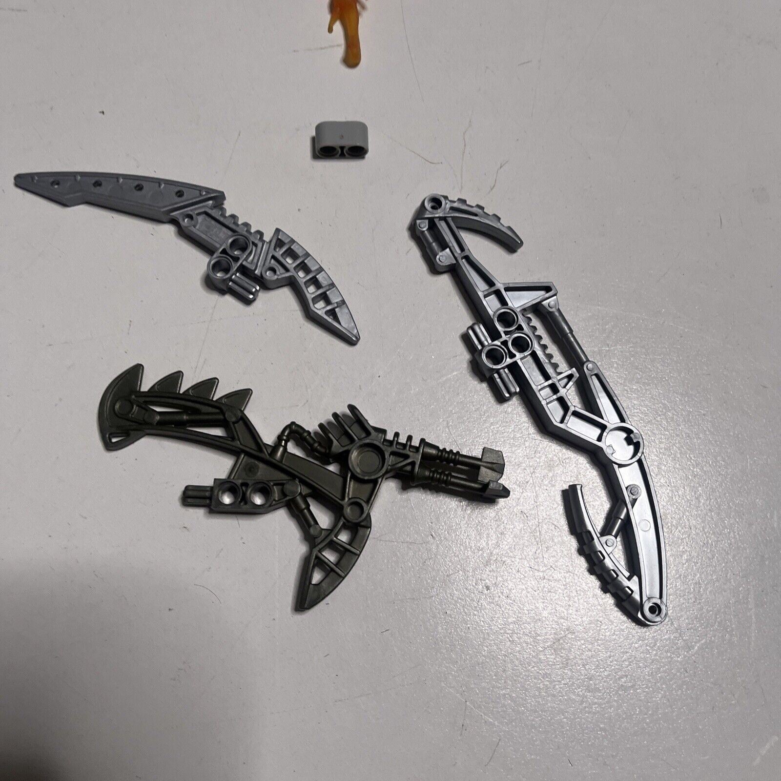 Lego Bionicle 515grams Assorted Characters Weapons and Pieces