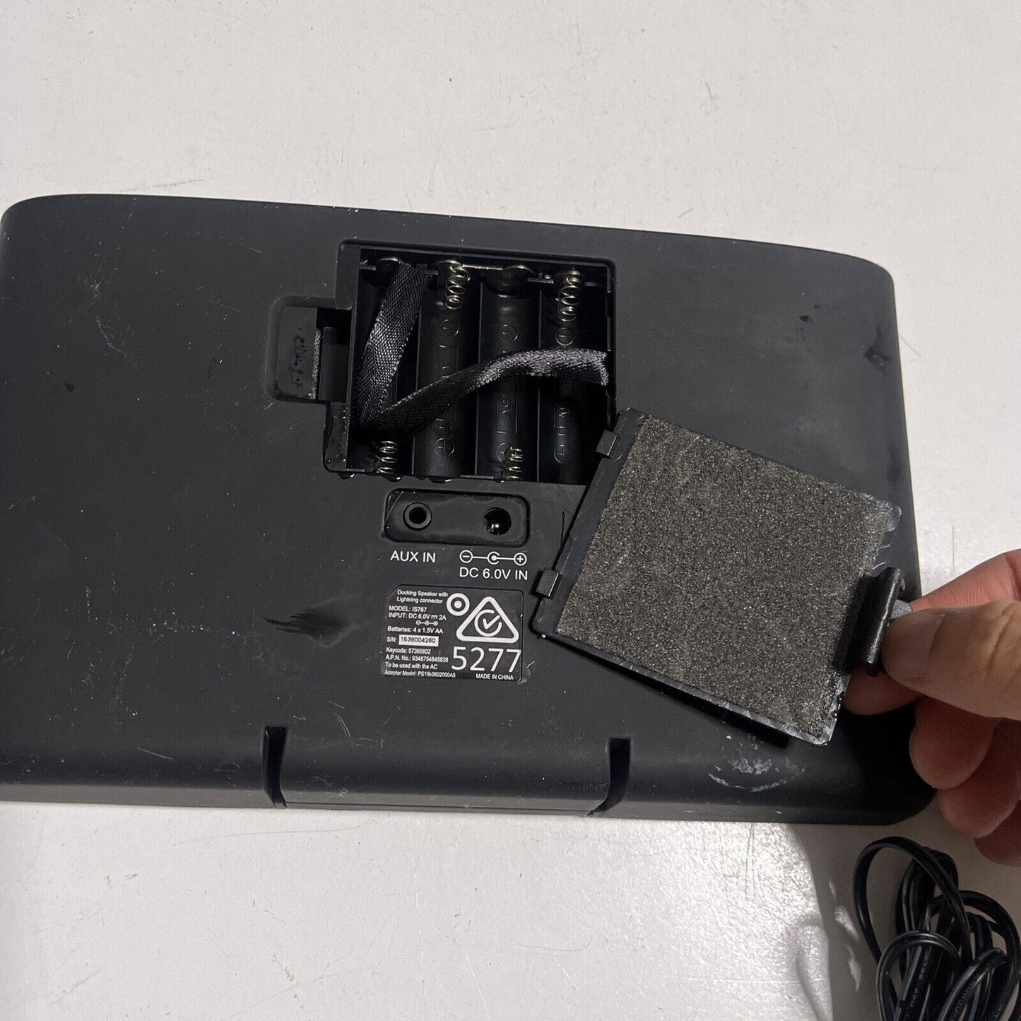 Portable Docking Speaker with Lightning Connector for iPhone Model IS767