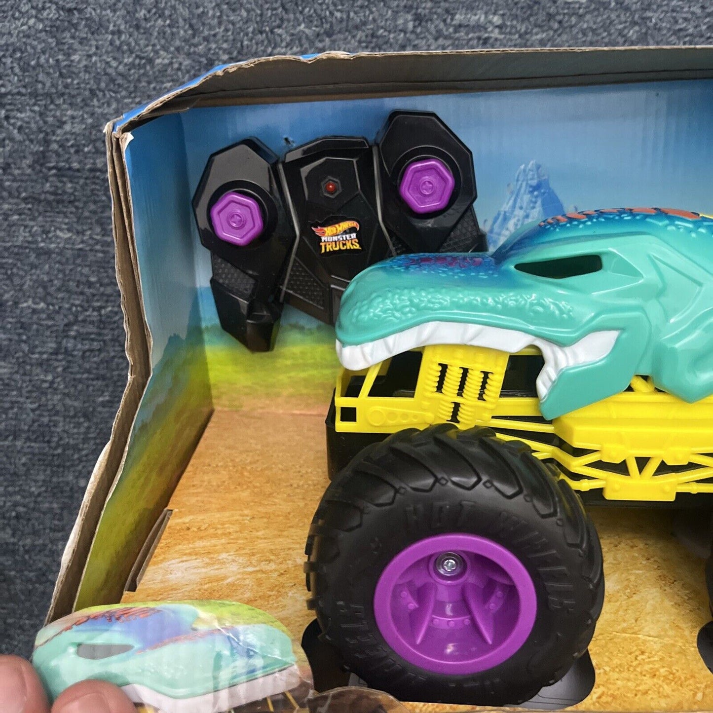 Hot Wheels Monster Truck Remote Control Mega Wrex 63690