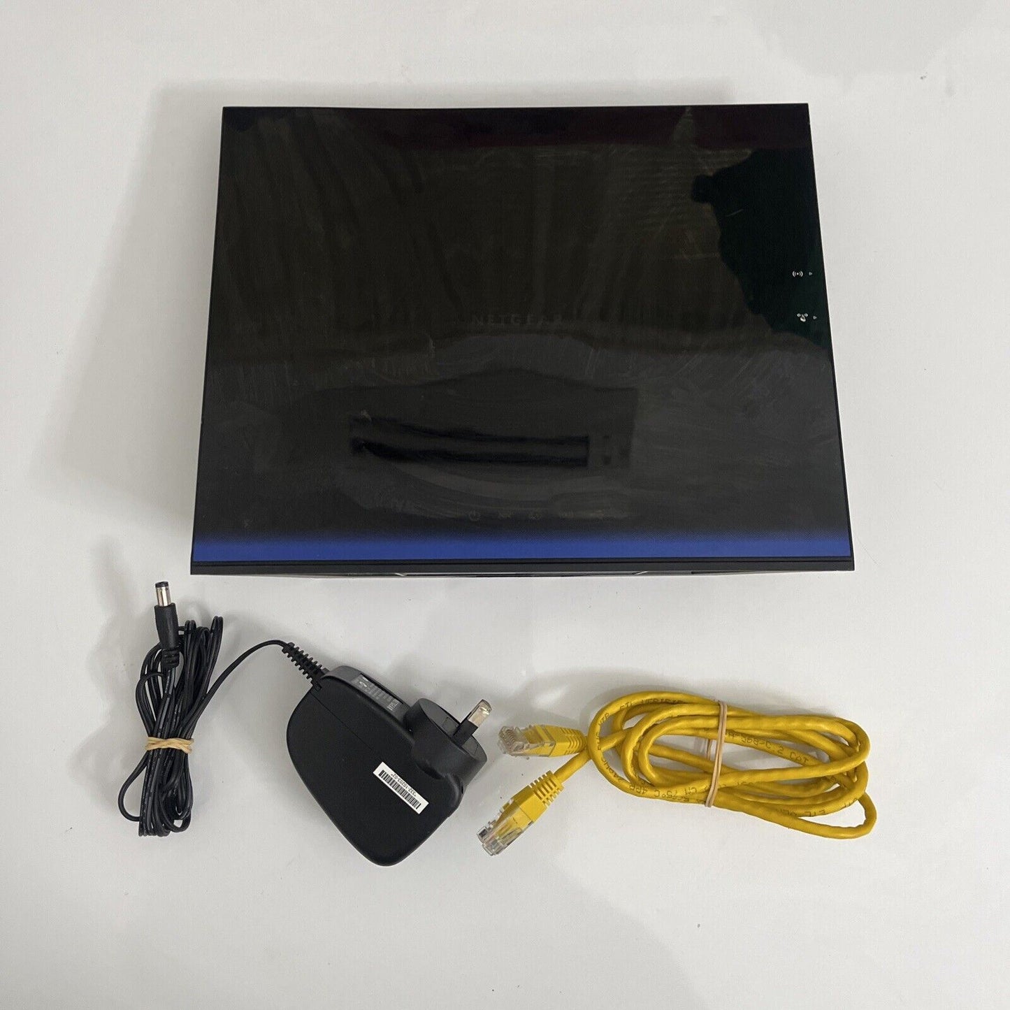 NETGEAR D6200 - ADSL Wifi AC1200 Modem Router - w/ Power, DSL & Ethernet Cables