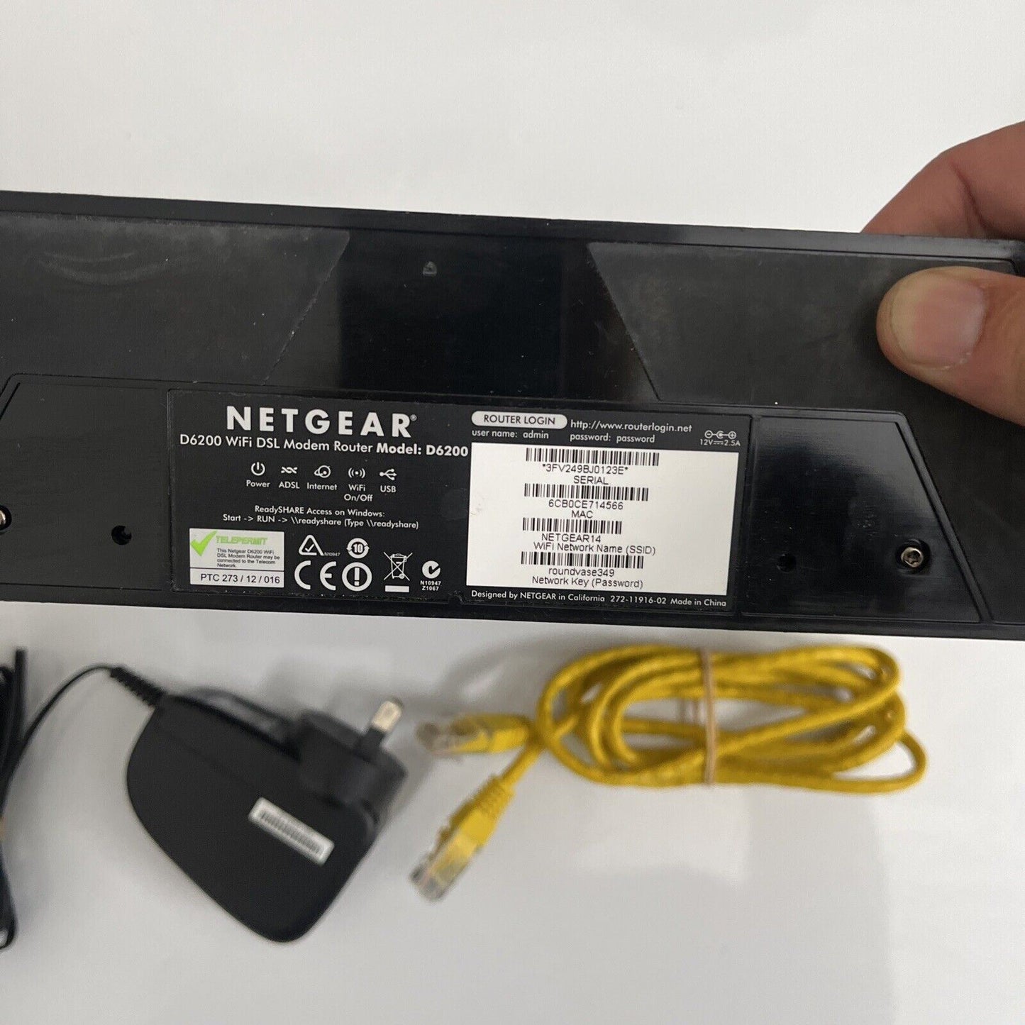 NETGEAR D6200 - ADSL Wifi AC1200 Modem Router - w/ Power, DSL & Ethernet Cables