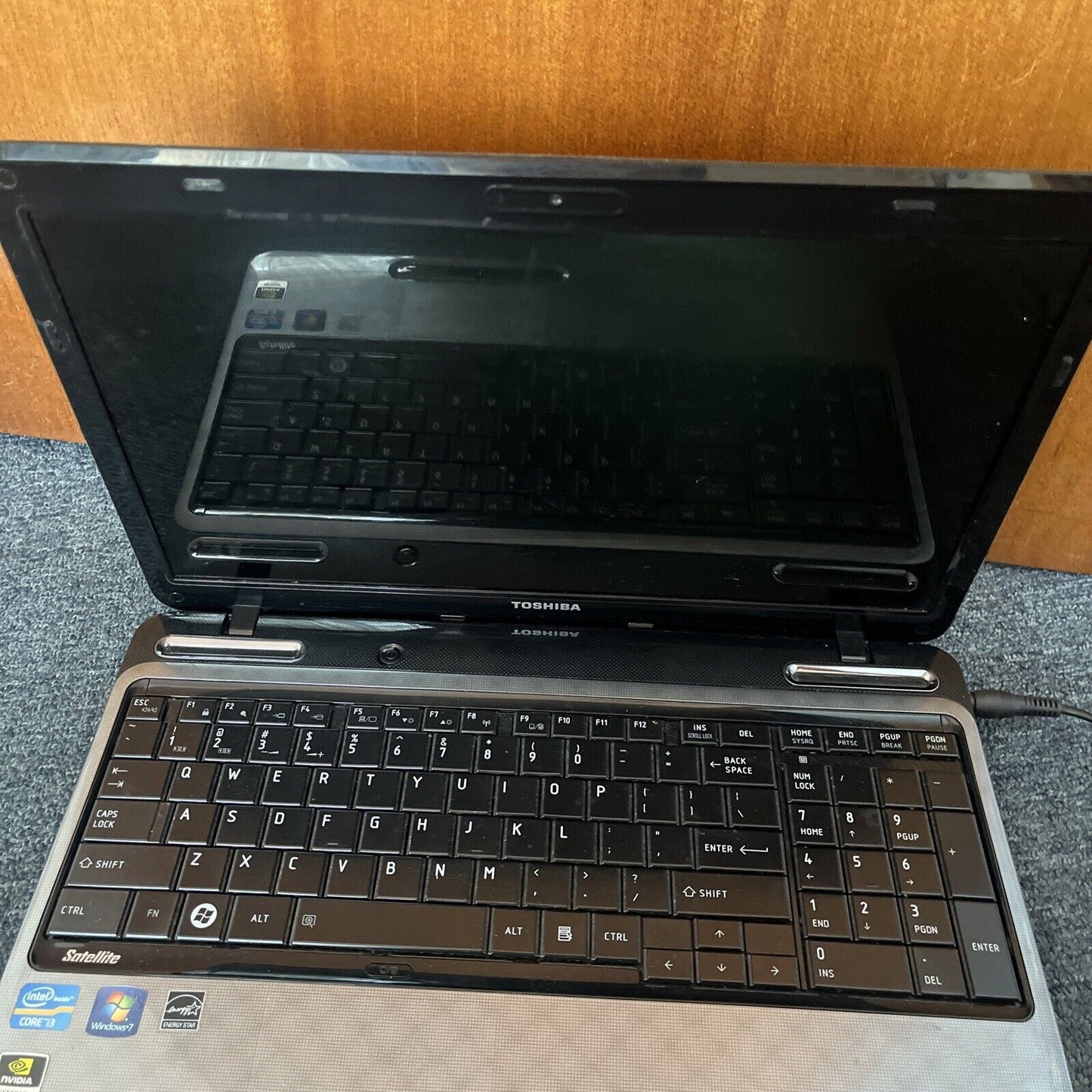 Toshiba Satellite L750 Laptop i3-2310M 2.1Ghz 4gb RAM 15.6" 500gb HDD
