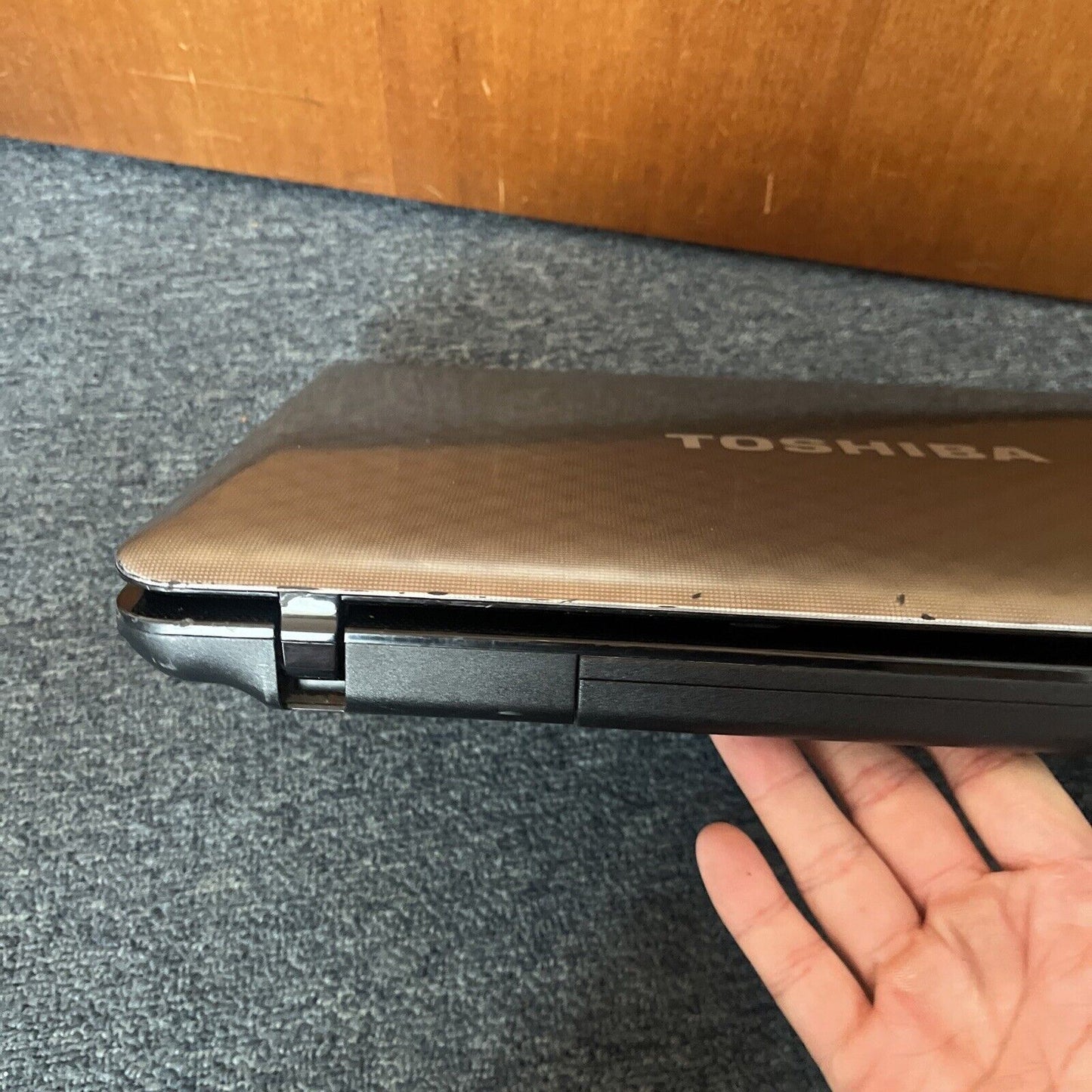 Toshiba Satellite L750 Laptop i3-2310M 2.1Ghz 4gb RAM 15.6" 500gb HDD