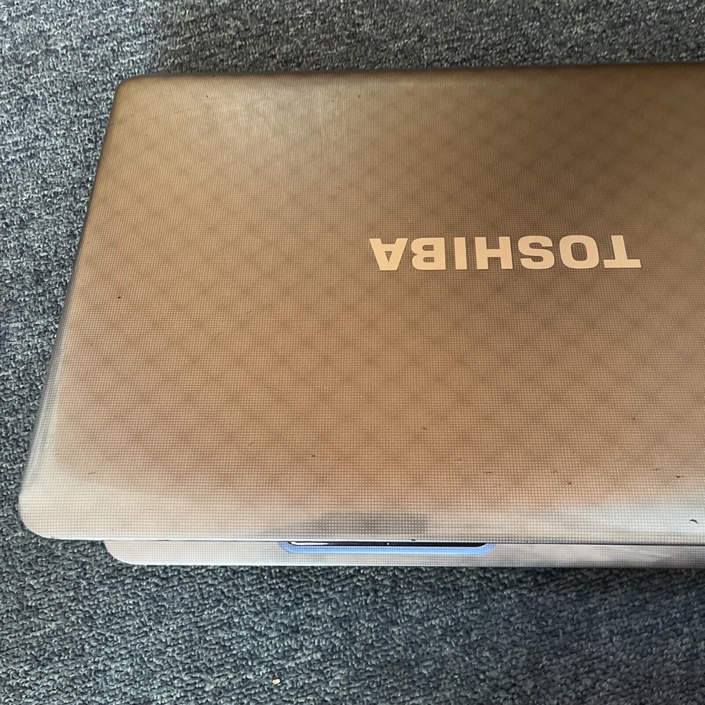 Toshiba Satellite L750 Laptop i3-2310M 2.1Ghz 4gb RAM 15.6" 500gb HDD