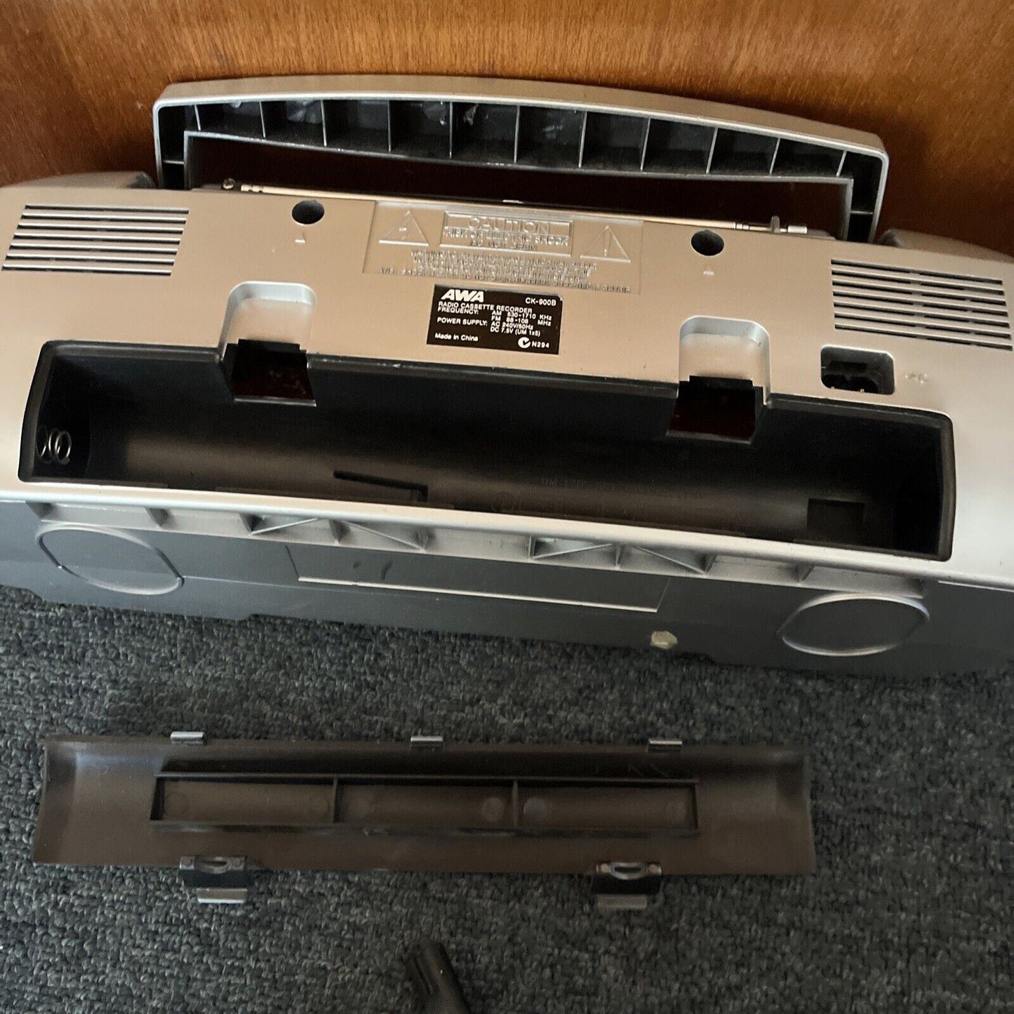 Awa Portable Radio Cassette Recorder CK-900B *plays slow. for parts or repair *