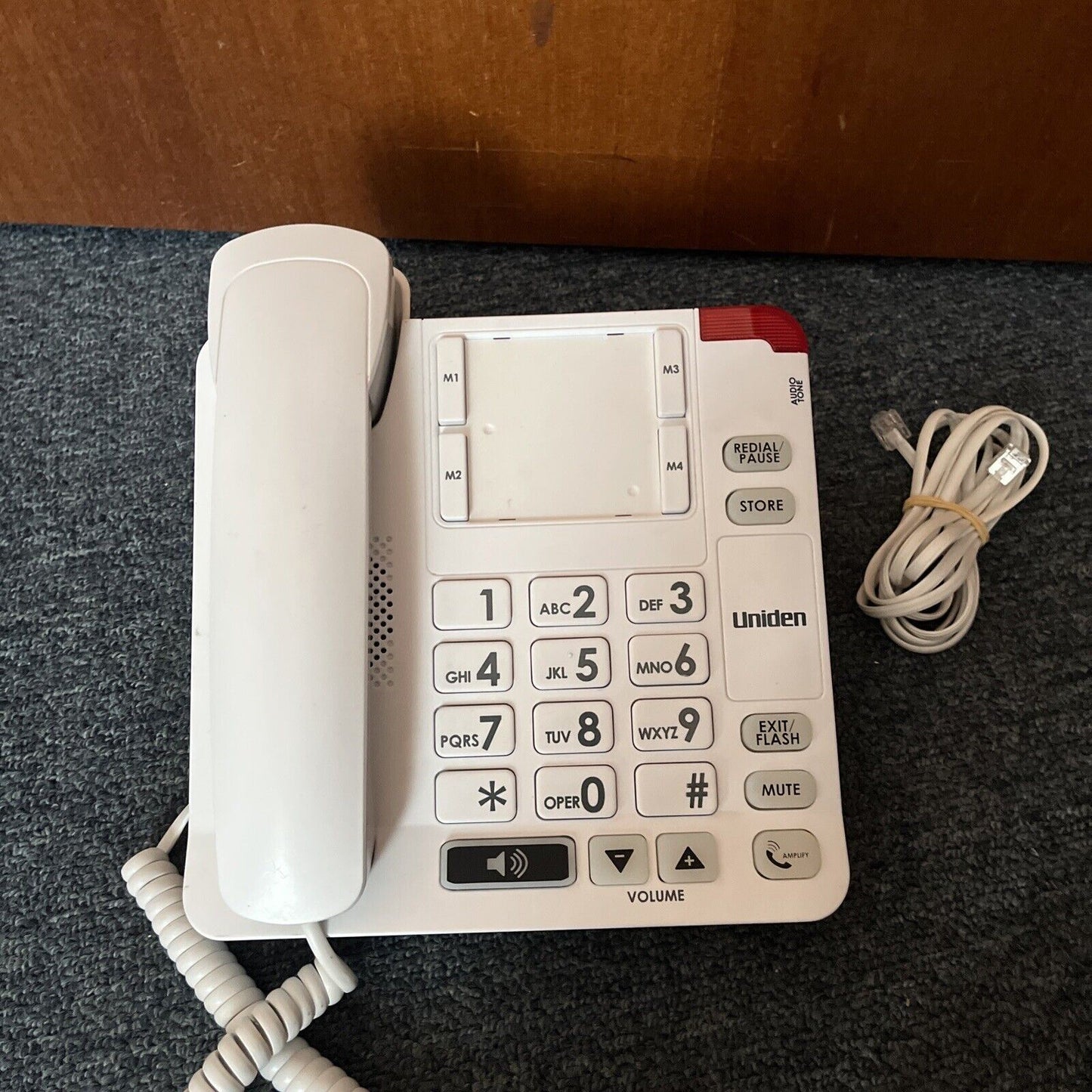 Uniden Sight & Sound Enhanced Corded Phone SSE34