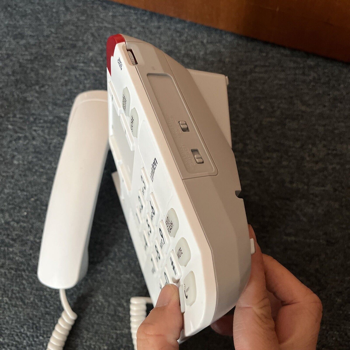 Uniden Sight & Sound Enhanced Corded Phone SSE34