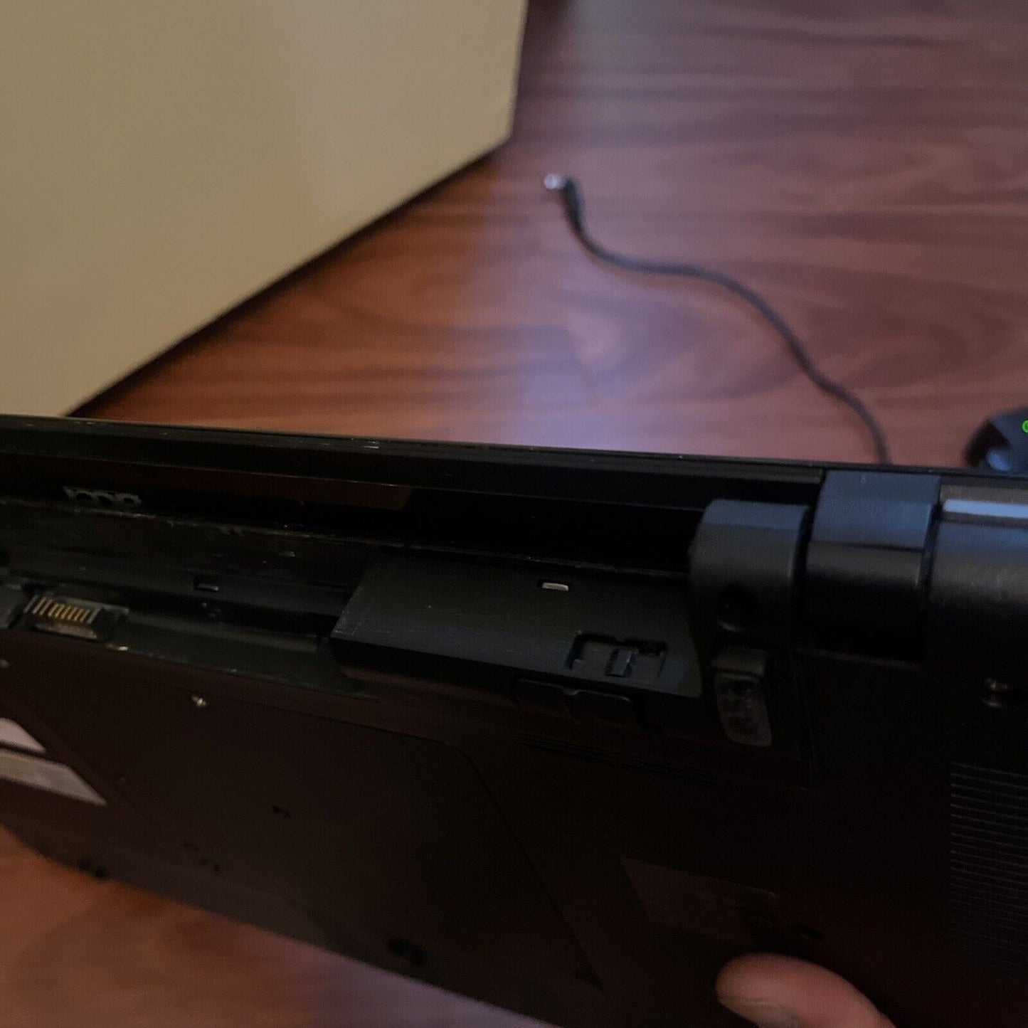 Acer Aspire 5820TG i5 15.6" 4Gb RAM 750gb HDD *for parts LCD damage no battery*