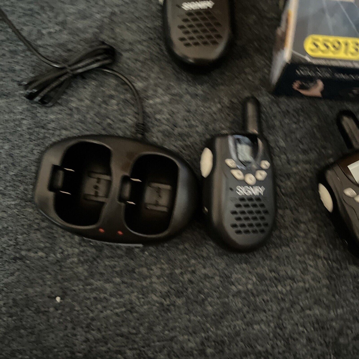 4x Signify Walkie Talkie 2-Way Talk Radio