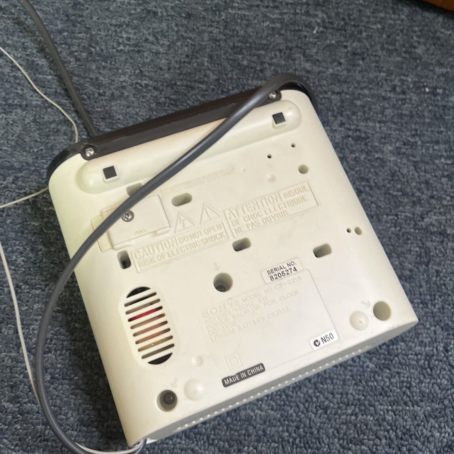 Sony Dream Machine FM/AM Clock Radio Alarm ICF-C218