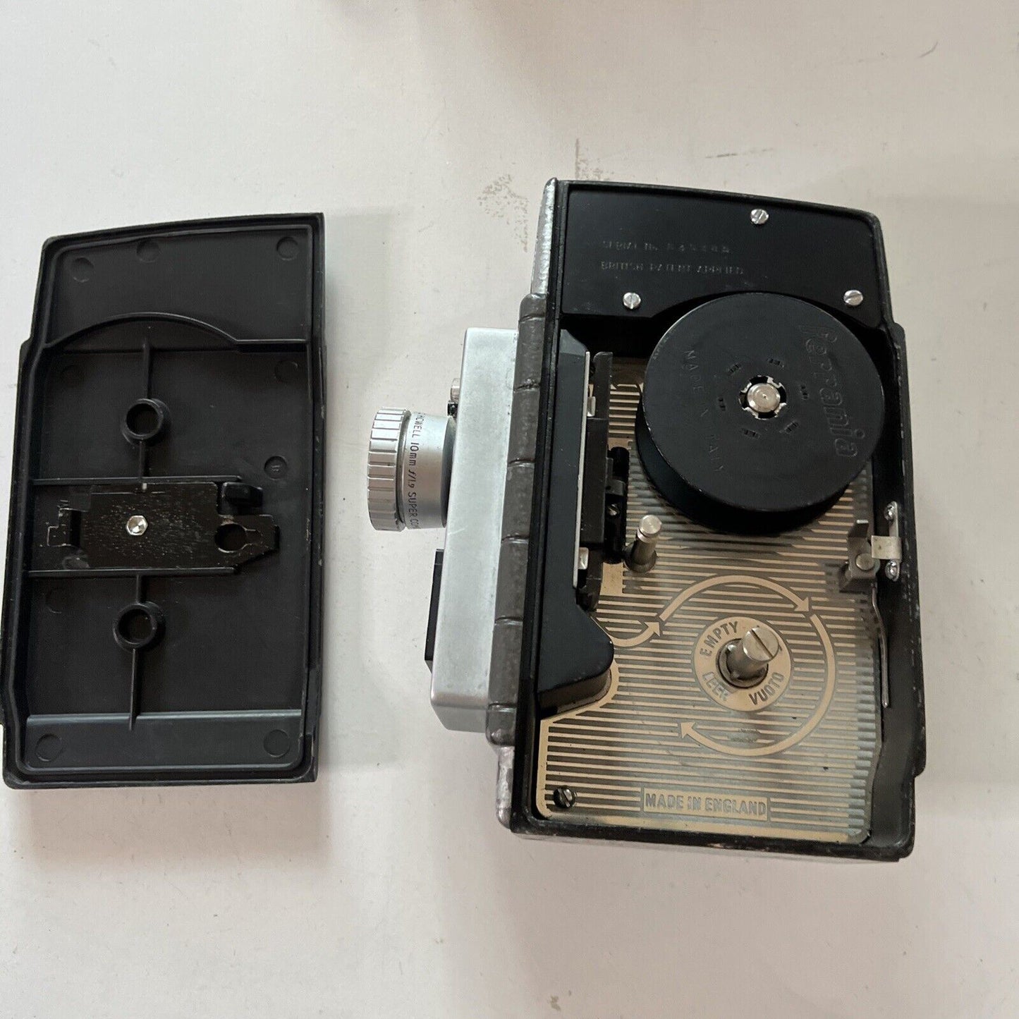 G.B Bell & Howell 624EE Autoset 8mm Cine Camera