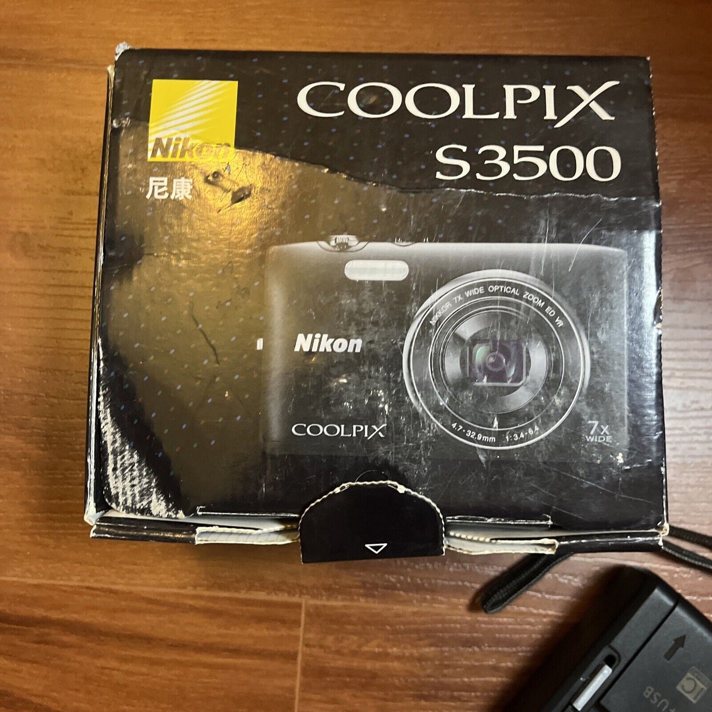 Nikon Coolpix S3500 Digital Camera 20.1MP