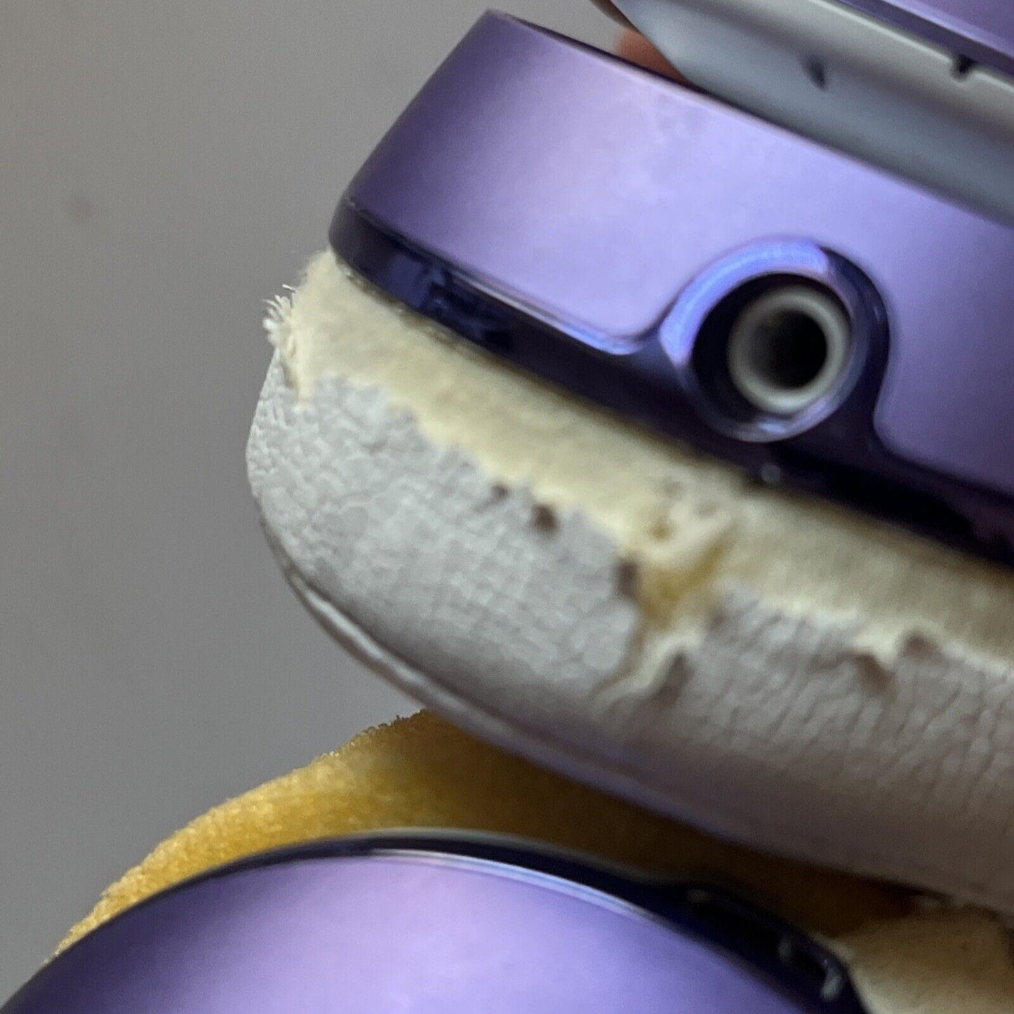 Beats Solo3 Wireless On-Ear Wireless Headphone A1796 *for parts or repair*