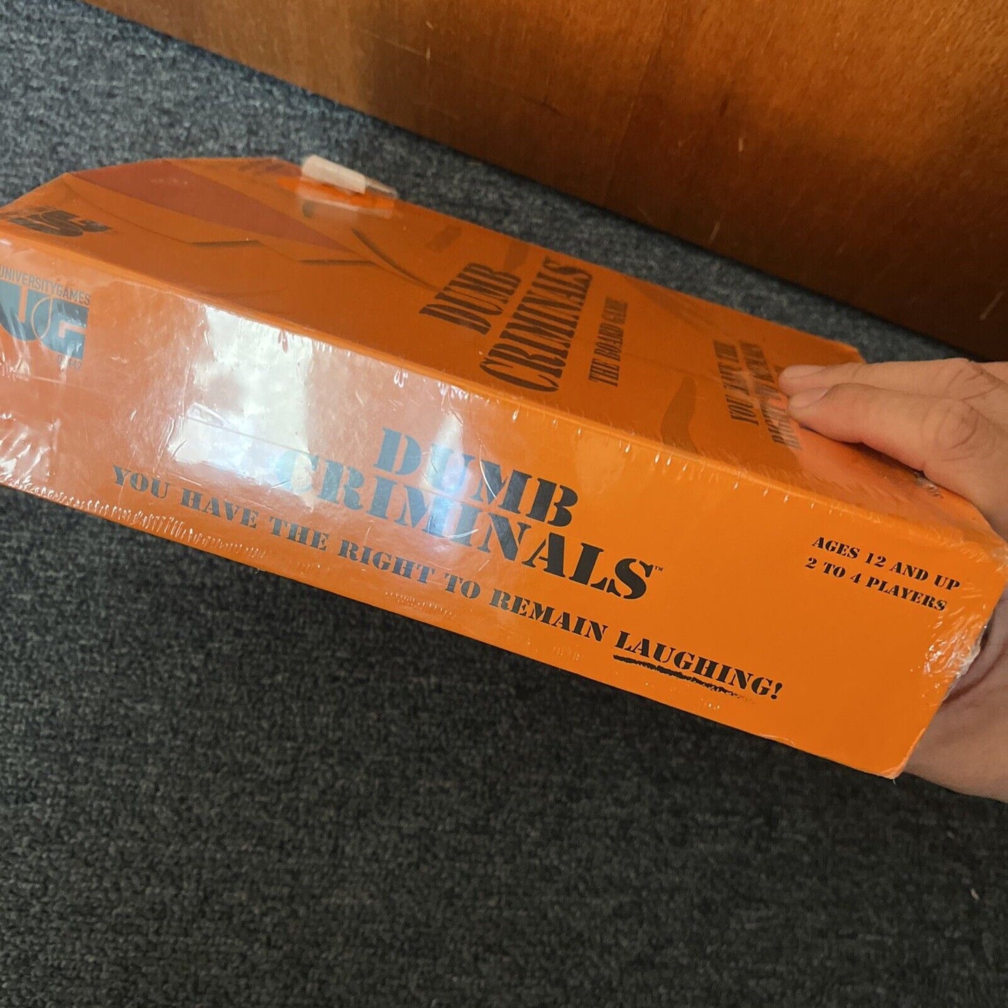 *New Sealed* Dumb Criminals The Board Game You Have The Right To Remain Laughing