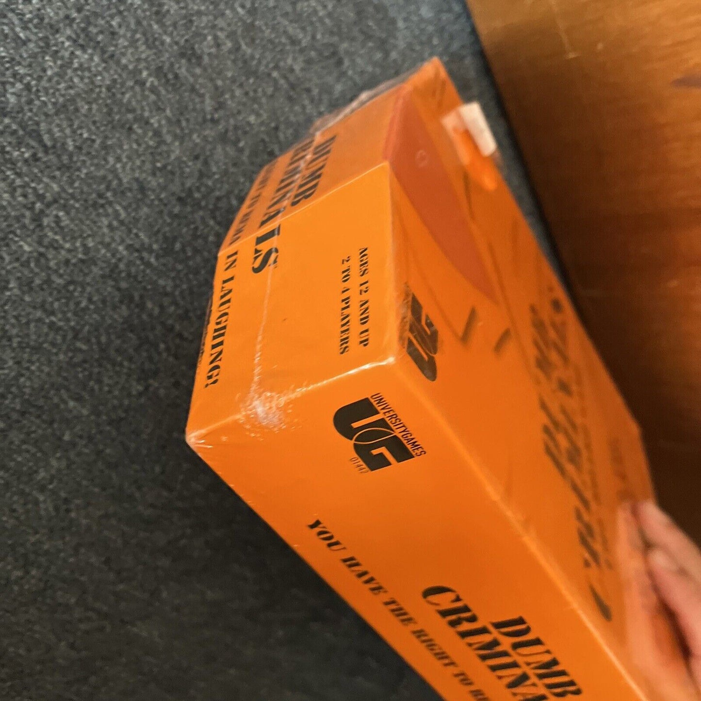 *New Sealed* Dumb Criminals The Board Game You Have The Right To Remain Laughing