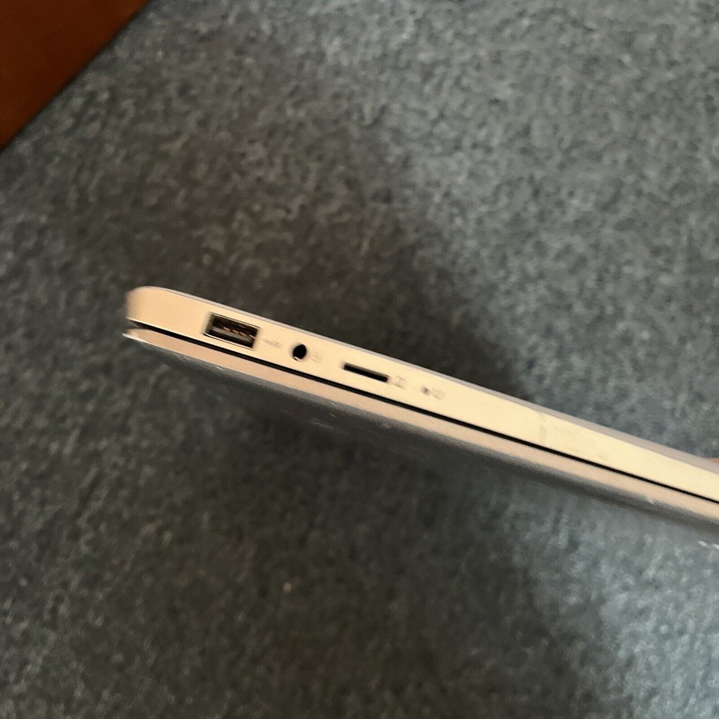 LENOVO IdeaPad S130-14IGM Intel Celeron N4000 *Cracked Screen For Parts/Repair*
