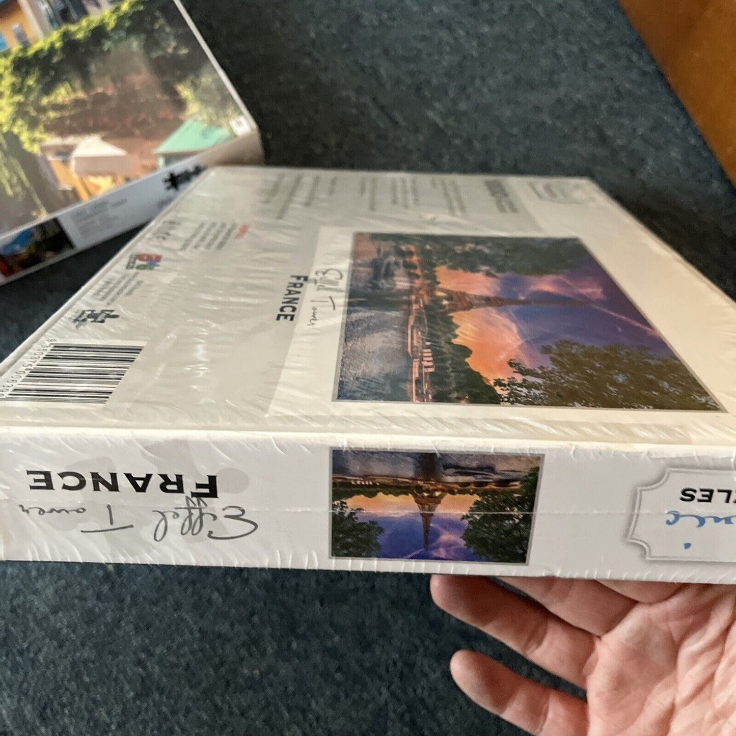 *New Sealed* 2x Jigsaw Puzzles 1000pcs: Eiffel Tower France / Lake Como Italy