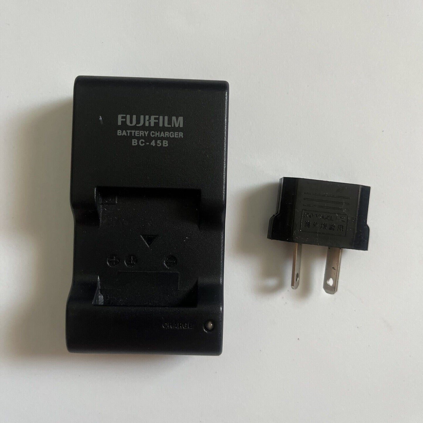 Genuine Fujifilm BC-45B Battery Charger