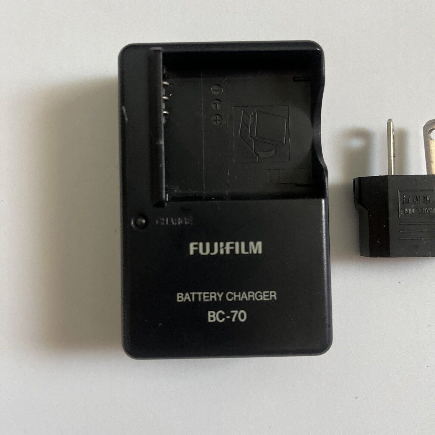 Genuine Fujifilm BC-70 Battery Charger for NP-70 battery