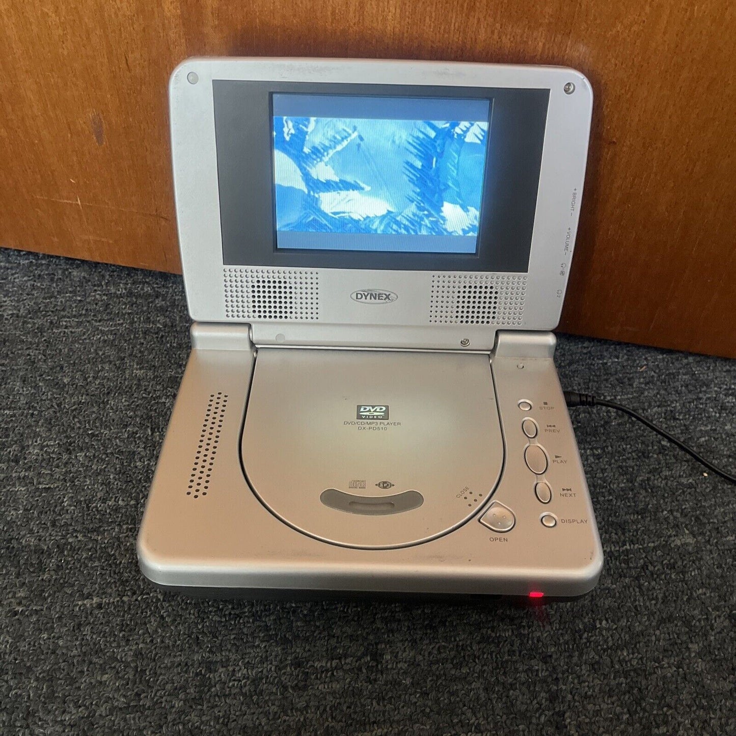 Dynex 5" Portable DVD Player DX-PD510 DVD/CD/MP3