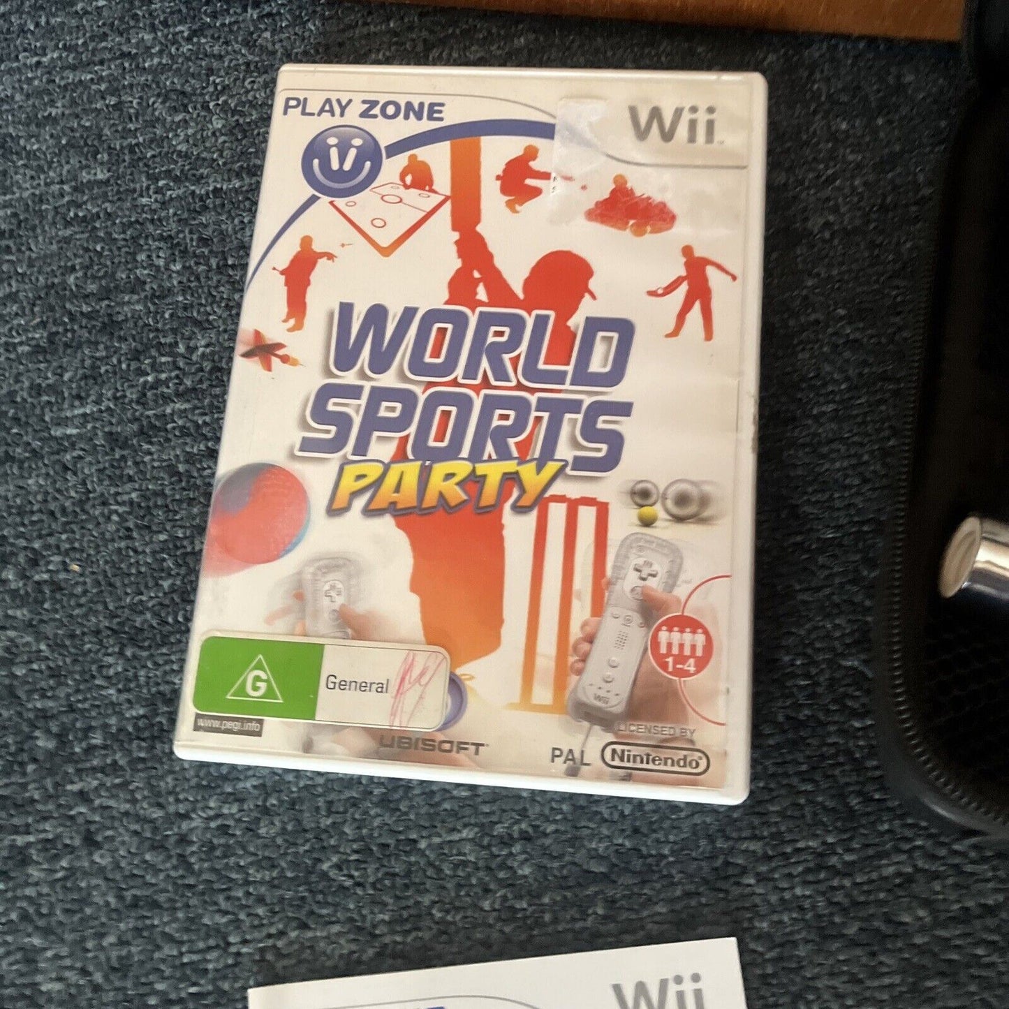 Wii Sports & World Sports Party - Nintendo Wii PAL With Accessories With Case