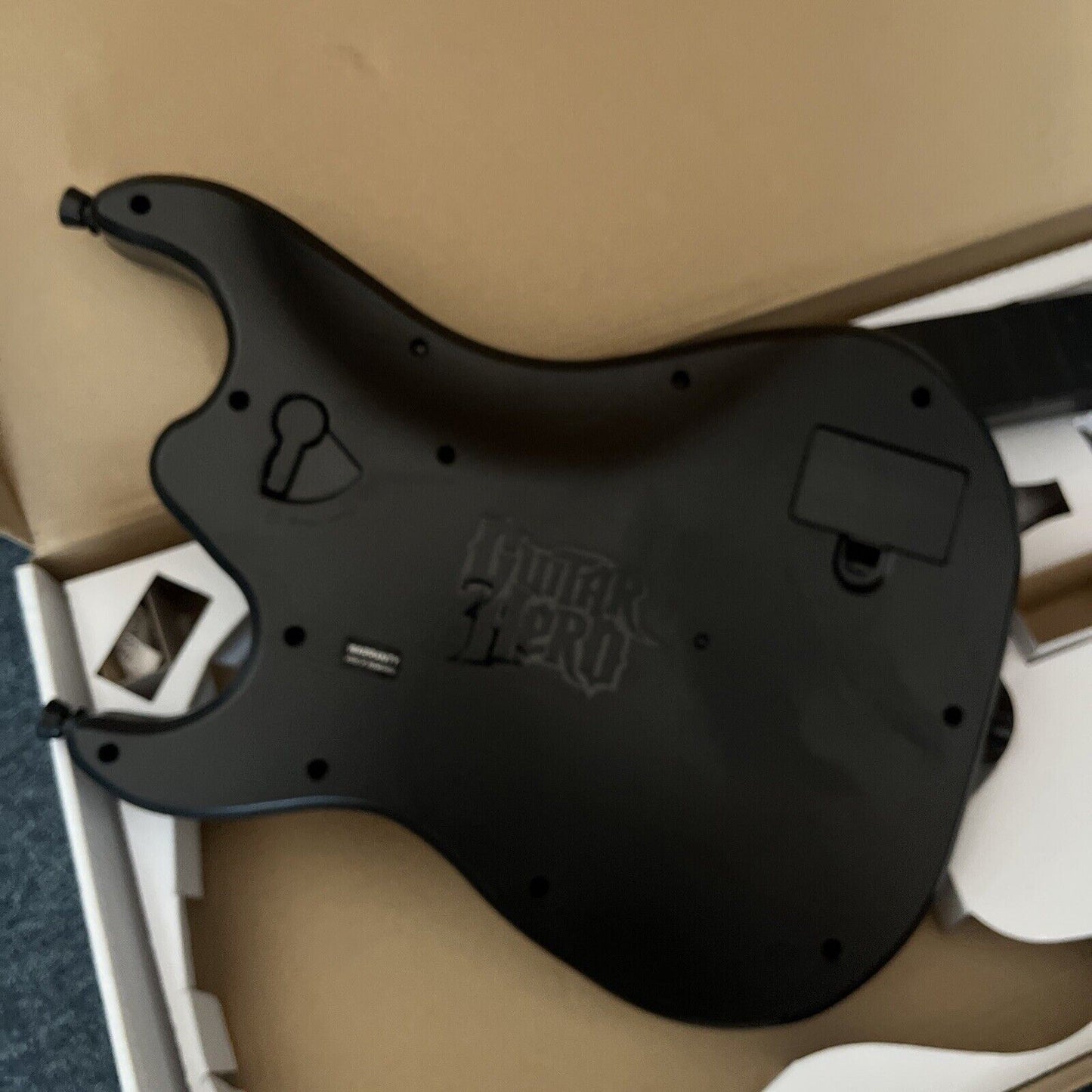 Guitar Hero 3 Legends of Rock Wireless Guitar and PlayStation 2 PS2 Game PAL
