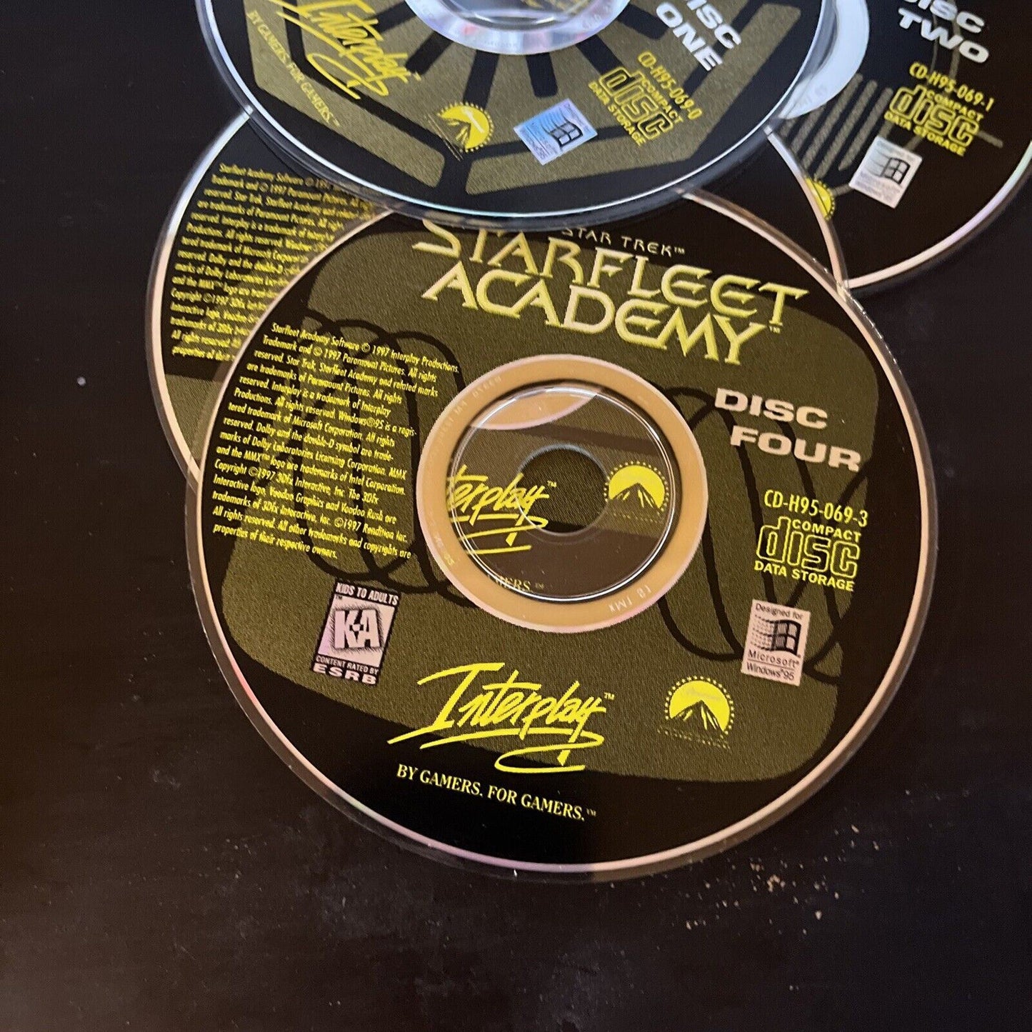 Star Trek Starfleet Academy PC CDROM Windows 95