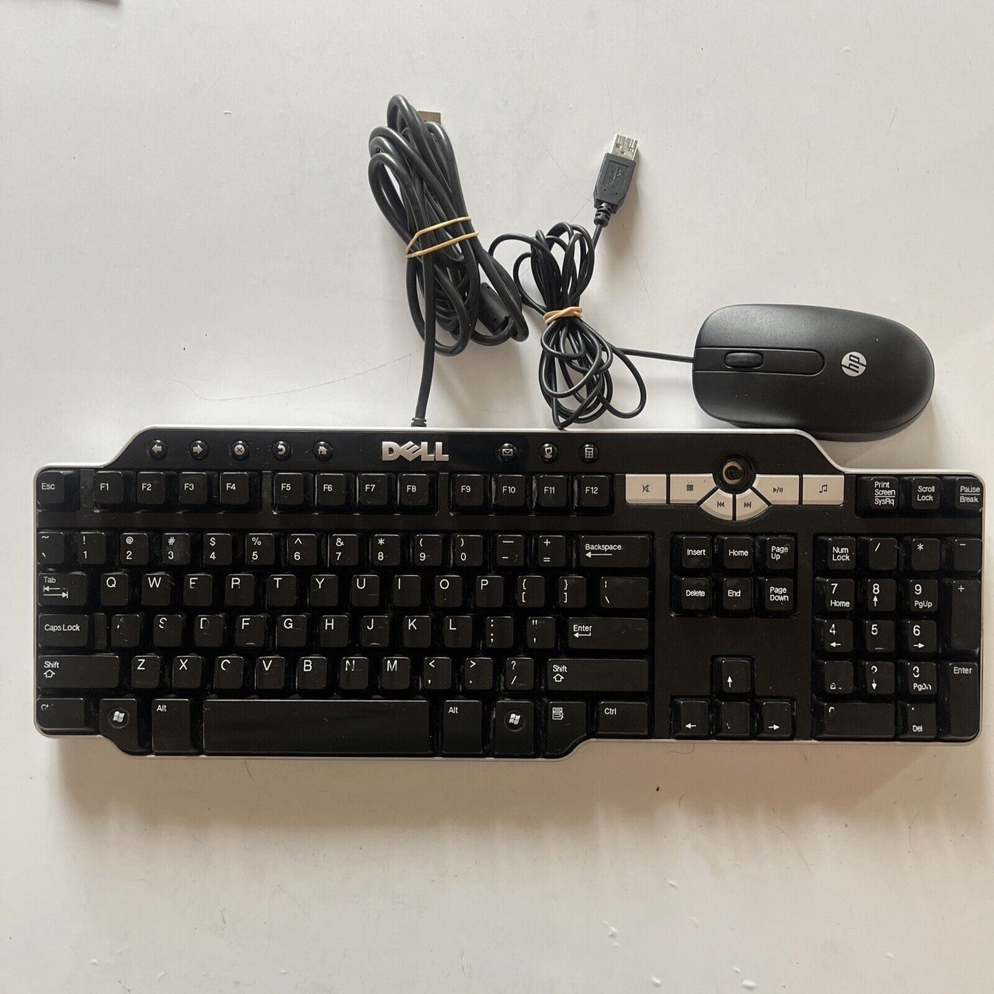 Dell Y-UK-DEL1 USB Keyboard & HP USB Mouse *volume knob missing but still works*