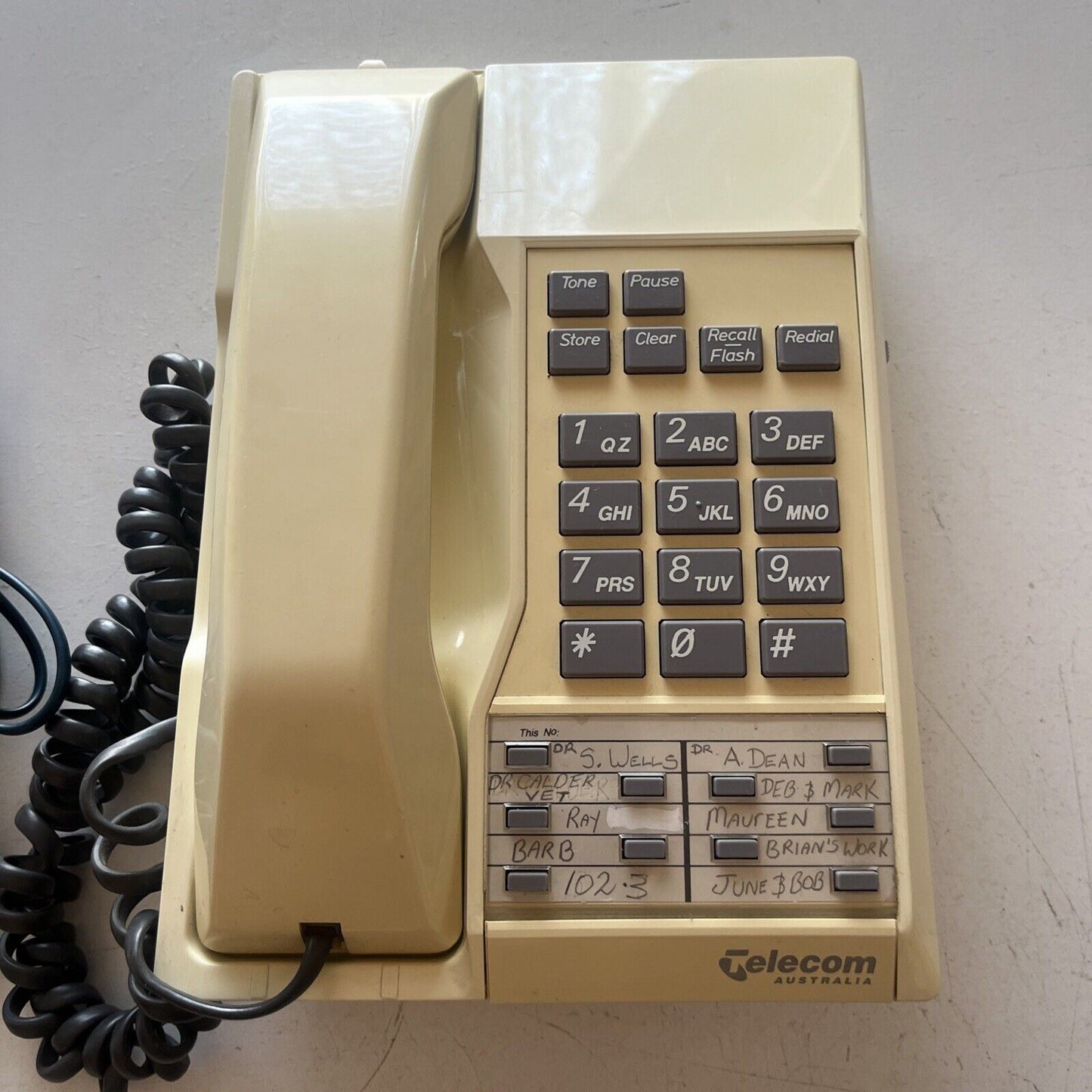 Telecom Landline Corded Telephone 550/117 with Wall Mount NBN Compatible