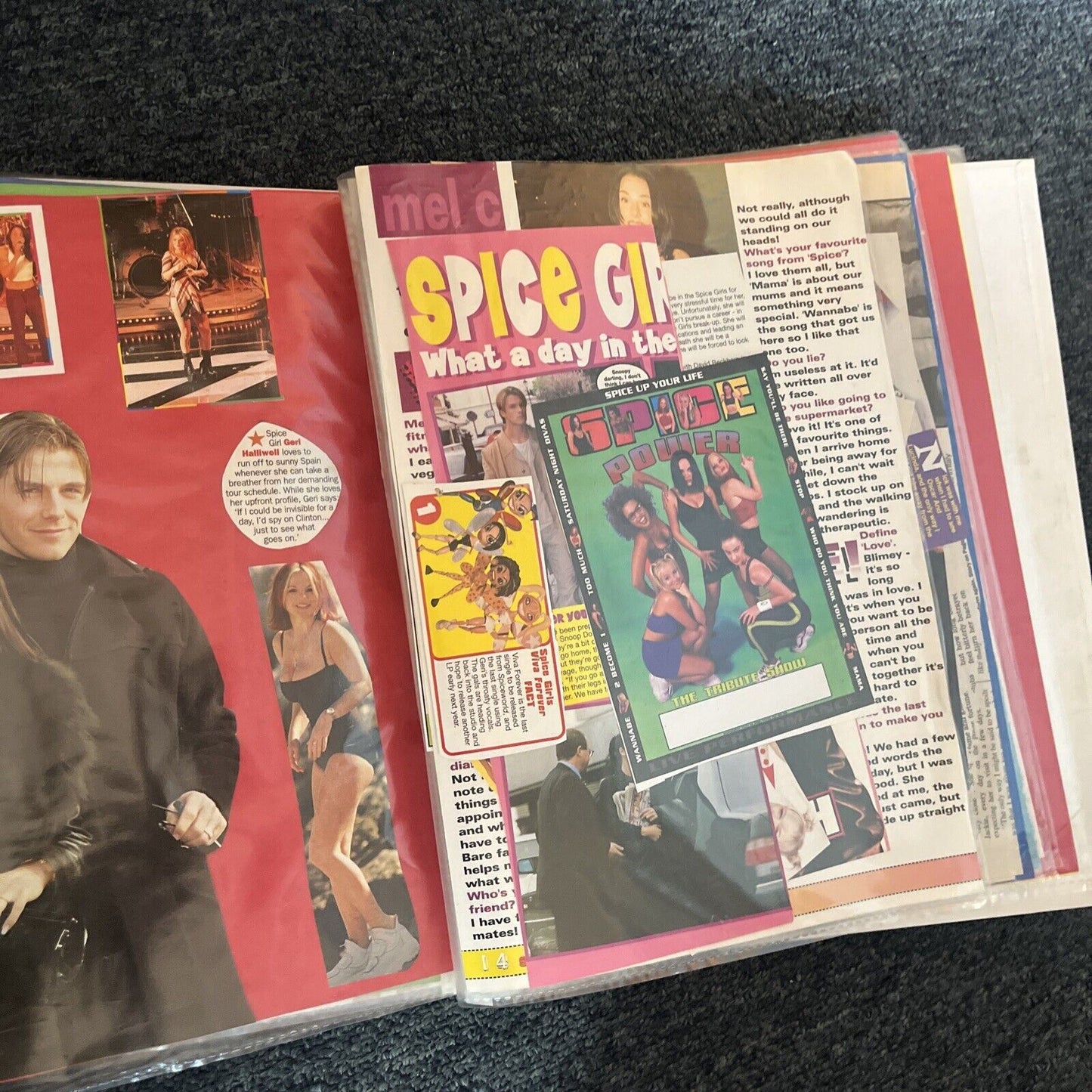 Spice Girls Folder with Newspaper & Magazines Clippings of Spice Girls 1997