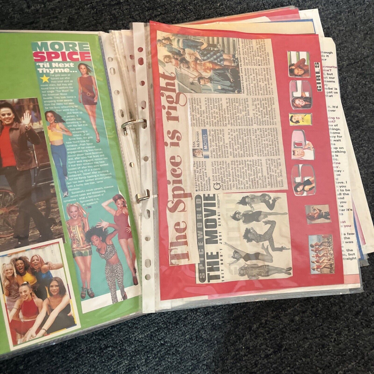 Spice Girls Folder with Newspaper & Magazines Clippings of Spice Girls 1997