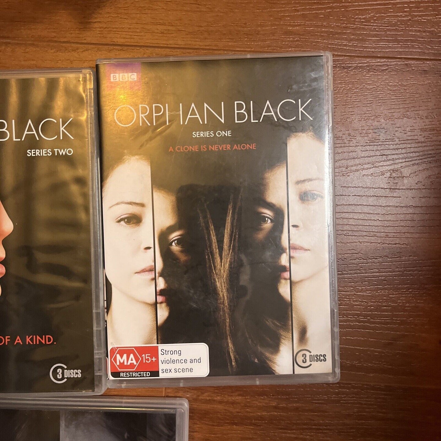 Orphan Black - Series 1,2,3 (DVD, 2013, 9-Disc) Region 4