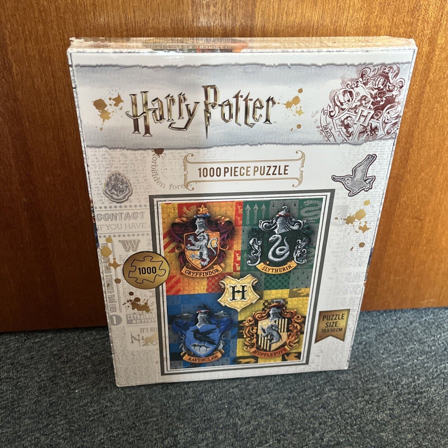 *New Sealed* Harry Potter 1000 Piece Jigsaw Puzzle Hogwarts Houses