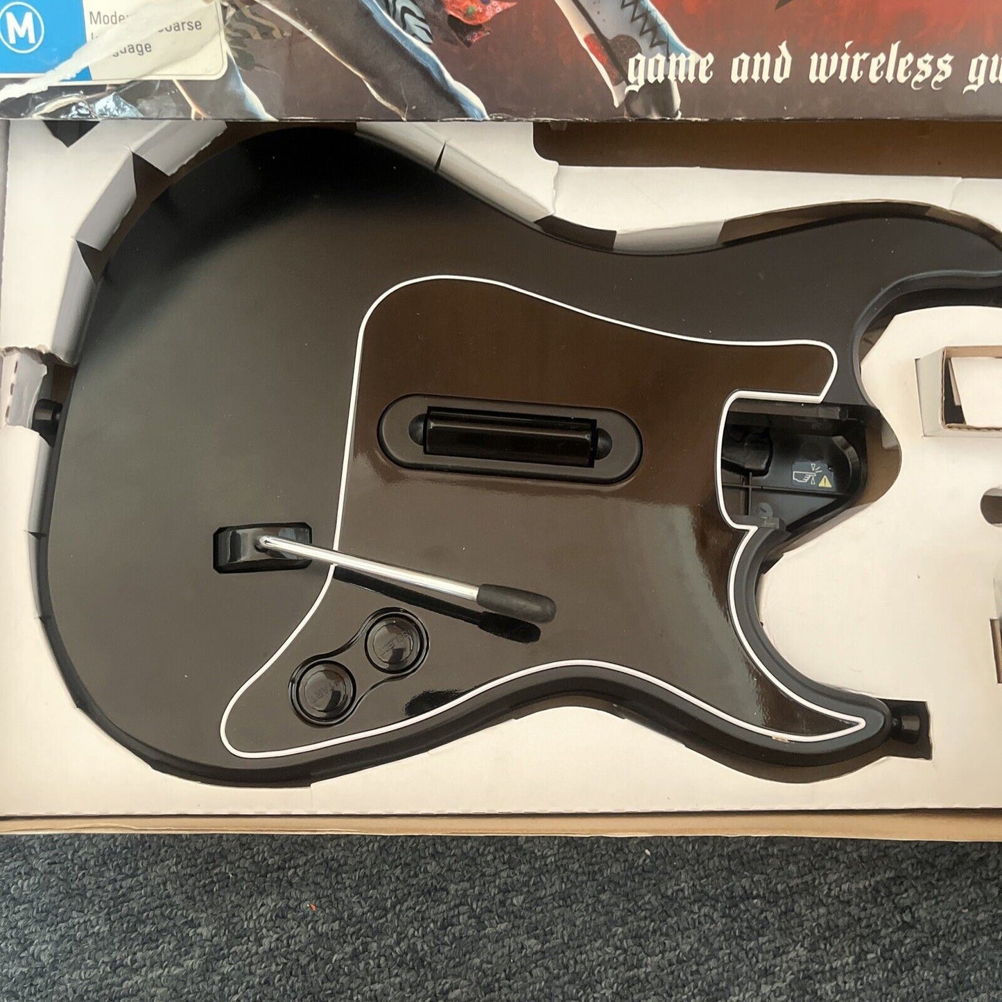 Guitar Hero Aerosmith Game & Wireless Guitar Controller Tour Book Sony PS2 PAL