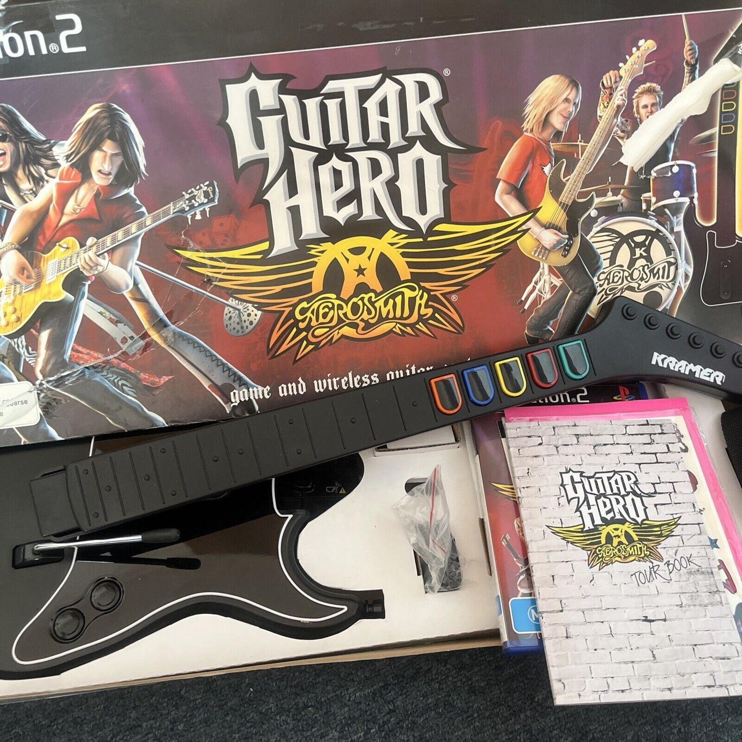 Guitar Hero Aerosmith Game & Wireless Guitar Controller Tour Book Sony PS2 PAL